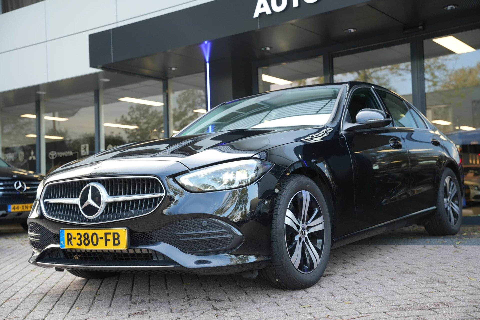 Mercedes-Benz C-Klasse 180 Business Line 2022  12