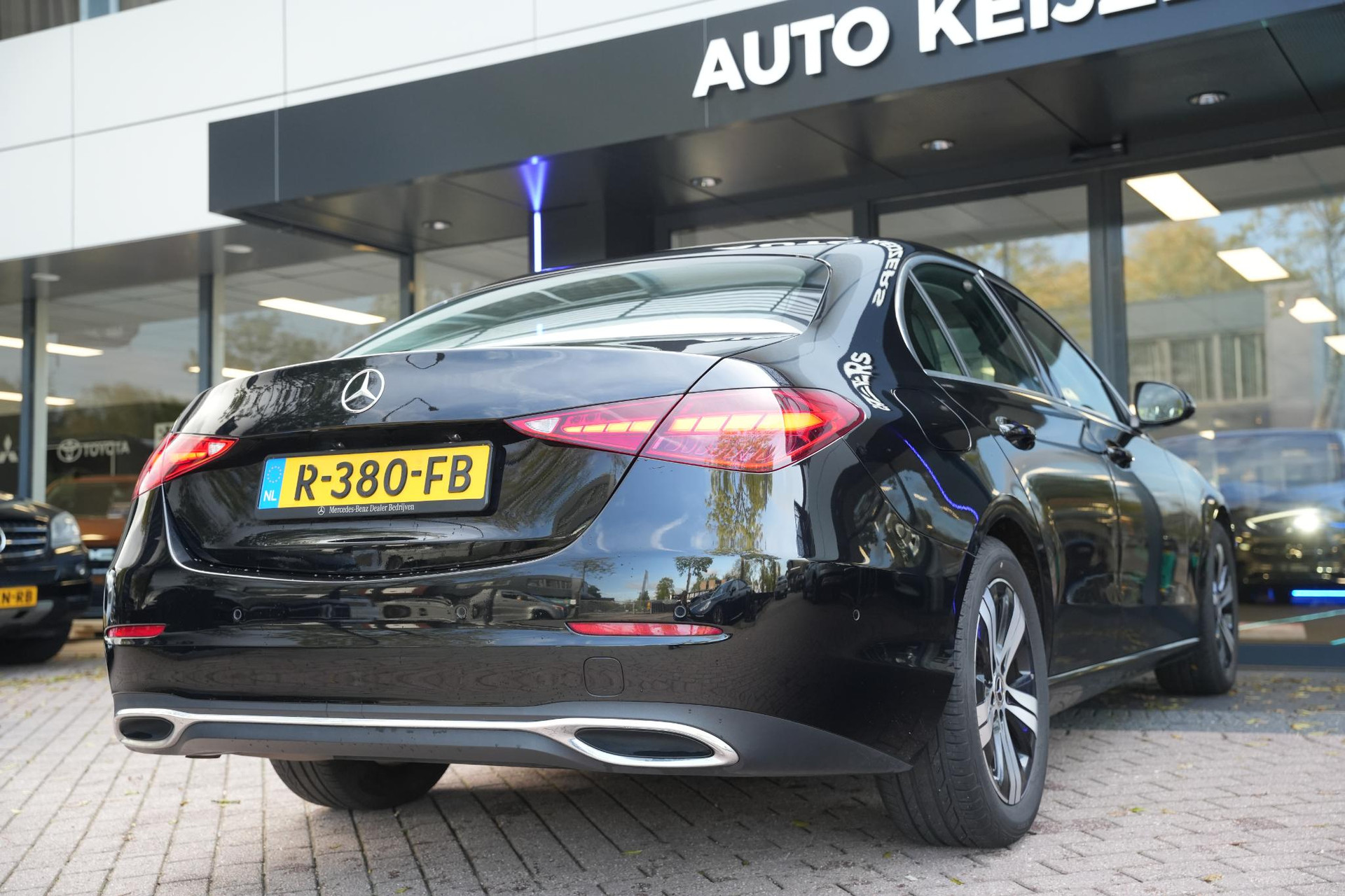 Mercedes-Benz C-Klasse 180 Business Line 2022  13