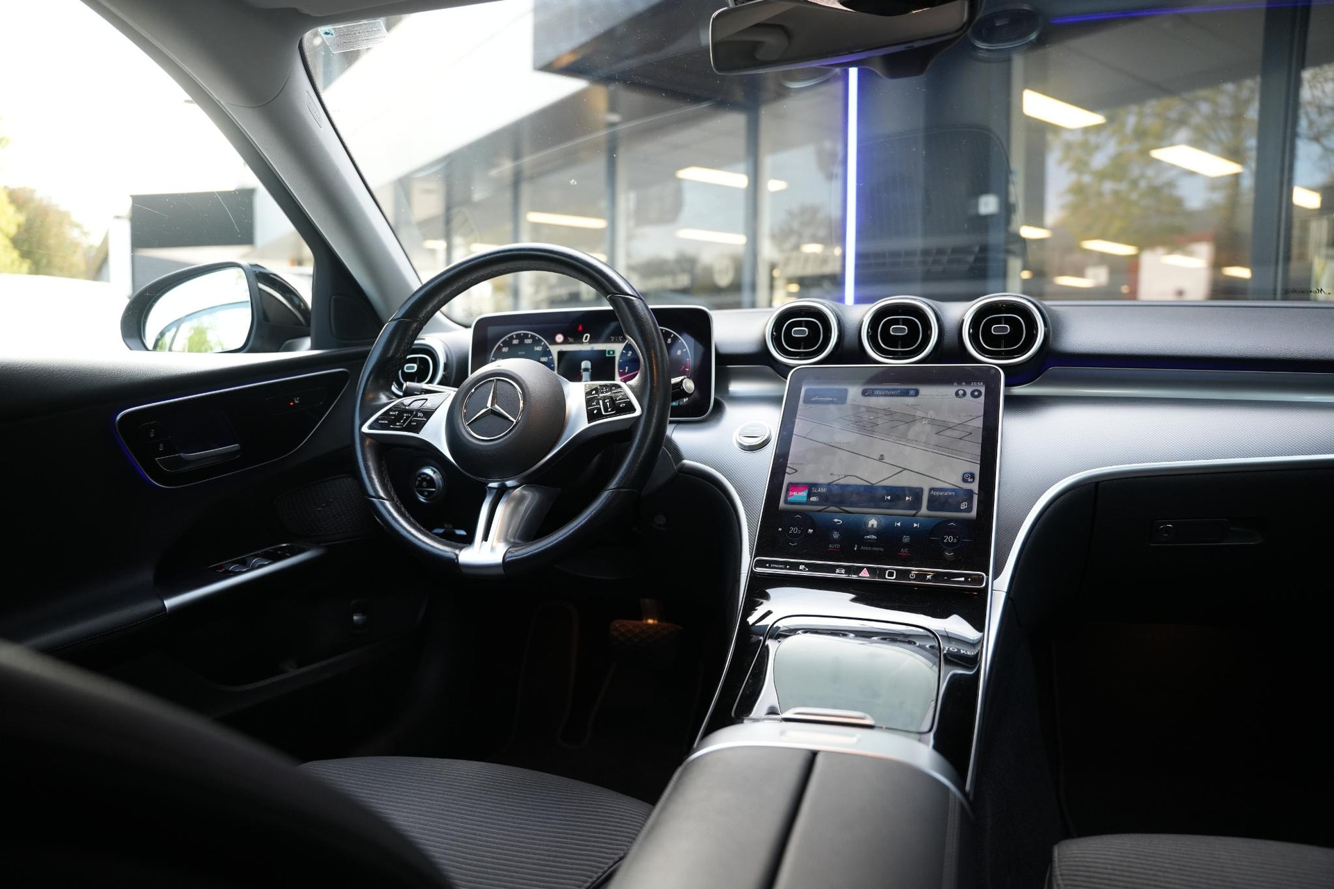 Mercedes-Benz C-Klasse 180 Business Line 2022  16