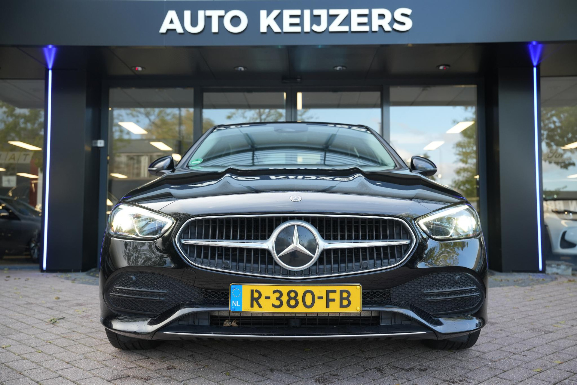 Mercedes-Benz C-Klasse 180 Business Line 2022  3