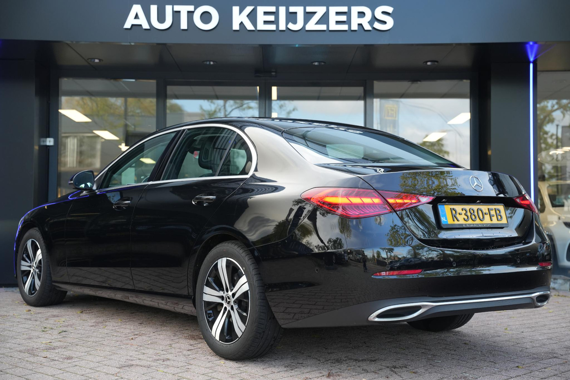 Mercedes-Benz C-Klasse 180 Business Line 2022  7