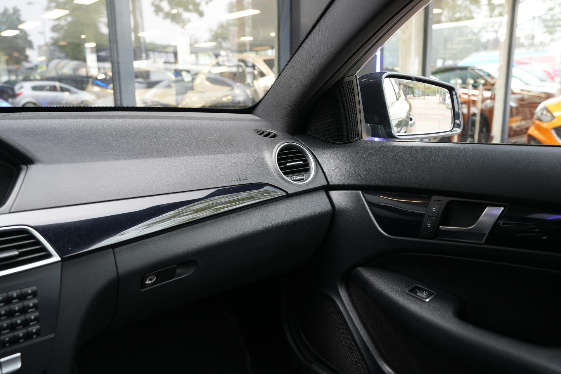 Mercedes-Benz C-Klasse Coupé 180 2011  30