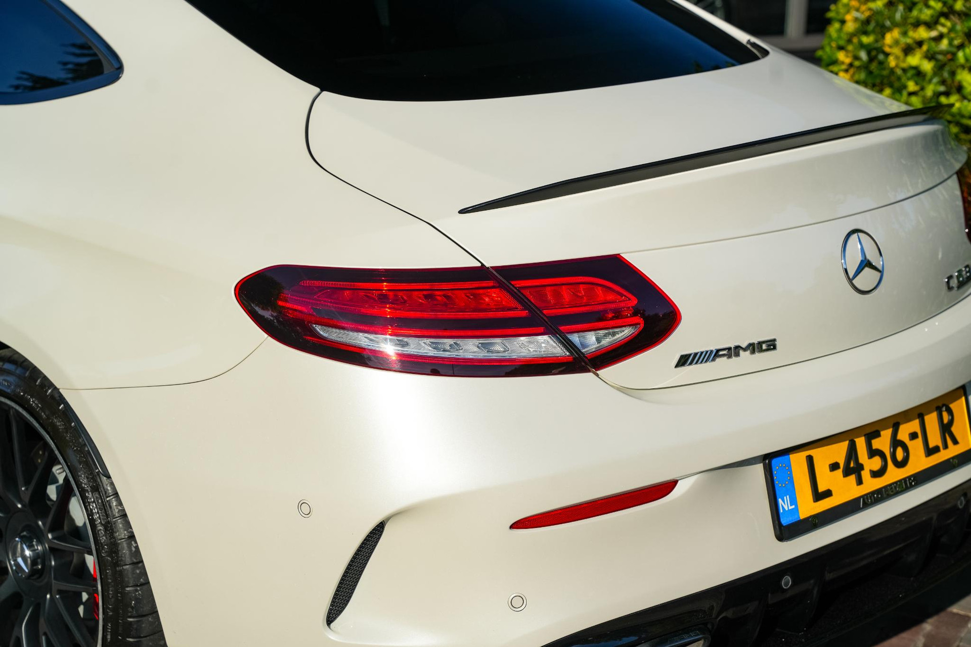 Mercedes-Benz C-Klasse Coupé AMG 63 S Premium Plus Pack 2020 MANUFAKTUR diamond white bright - Metallic finish (799U) 19