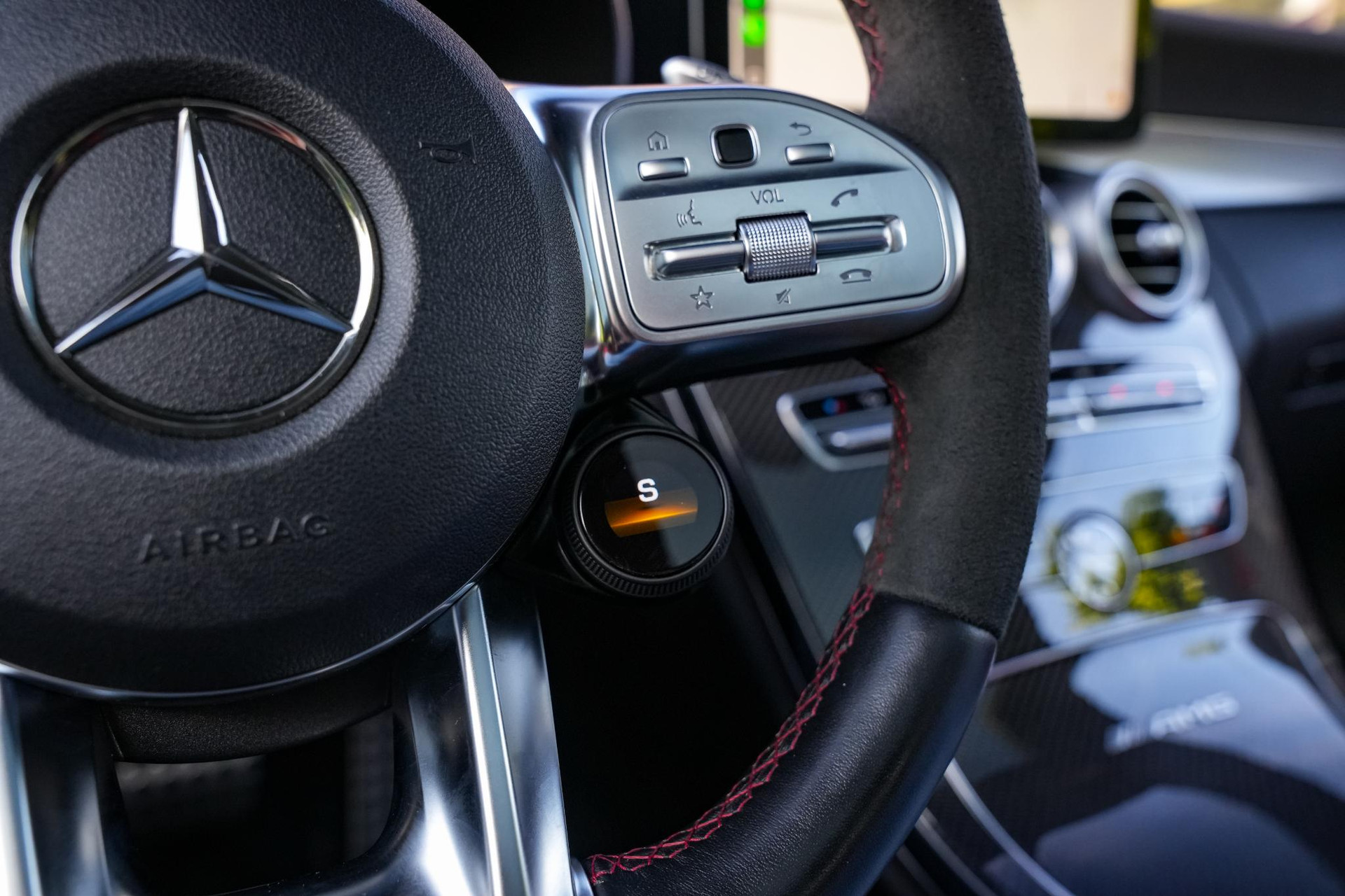 Mercedes-Benz C-Klasse Coupé AMG 63 S Premium Plus Pack 2020 MANUFAKTUR diamond white bright - Metallic finish (799U) 37
