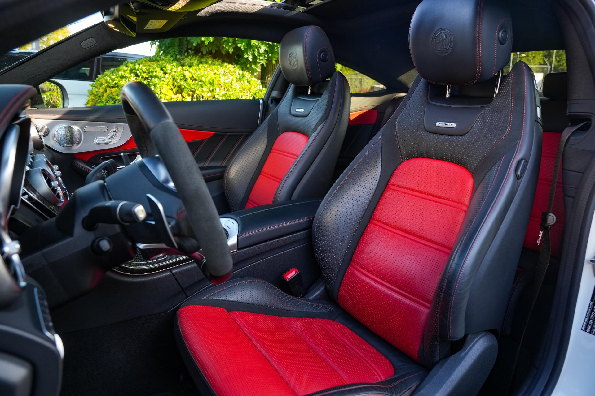 Mercedes-Benz C-Klasse Coupé AMG 63 S Premium Plus Pack 2020 MANUFAKTUR diamond white bright - Metallic finish (799U) 6
