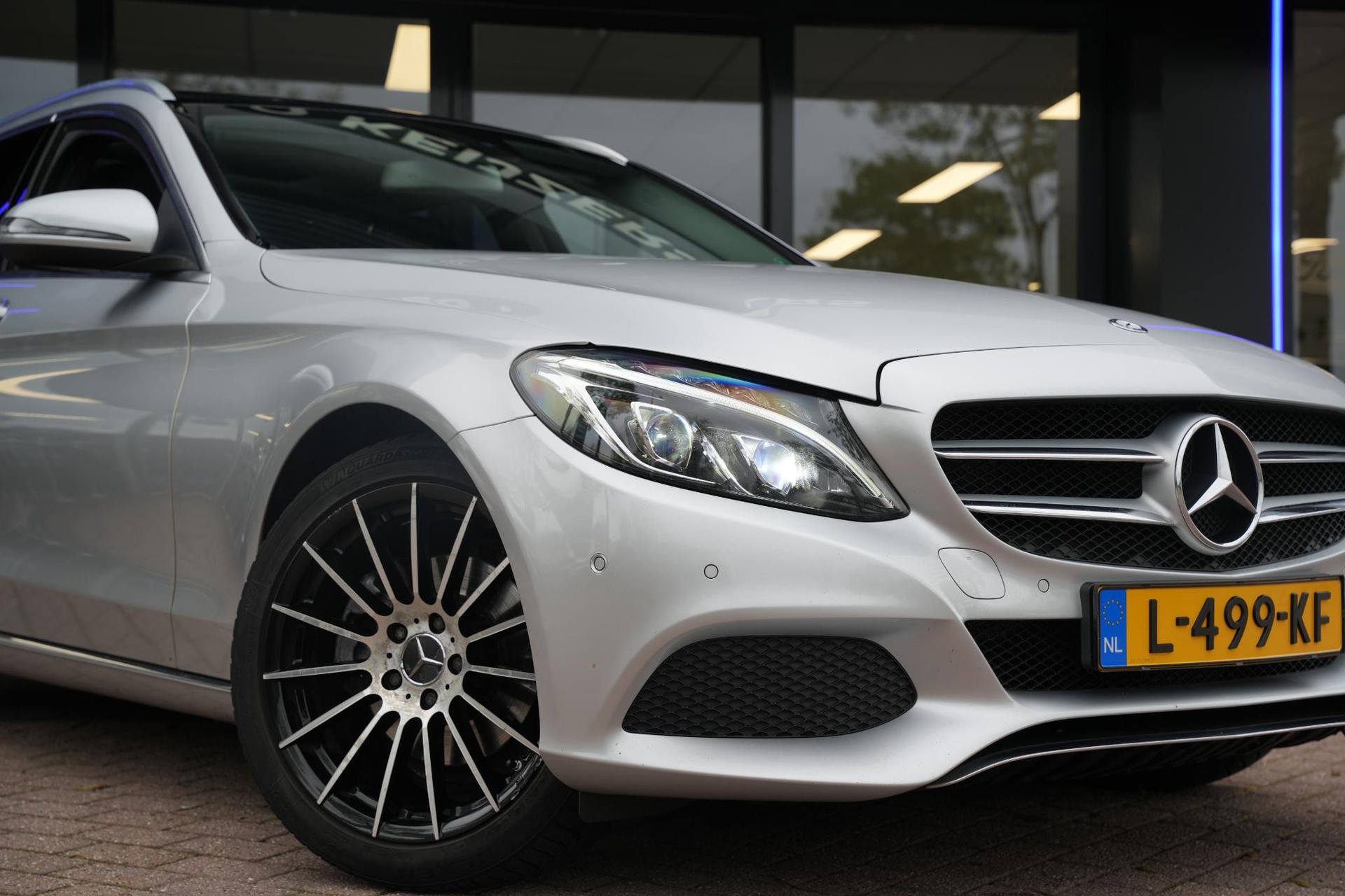 Mercedes-Benz C-Klasse Estate 200 Prestige 2016 IRIDIUM SILVER - METALLIC FINISH (775U) 13