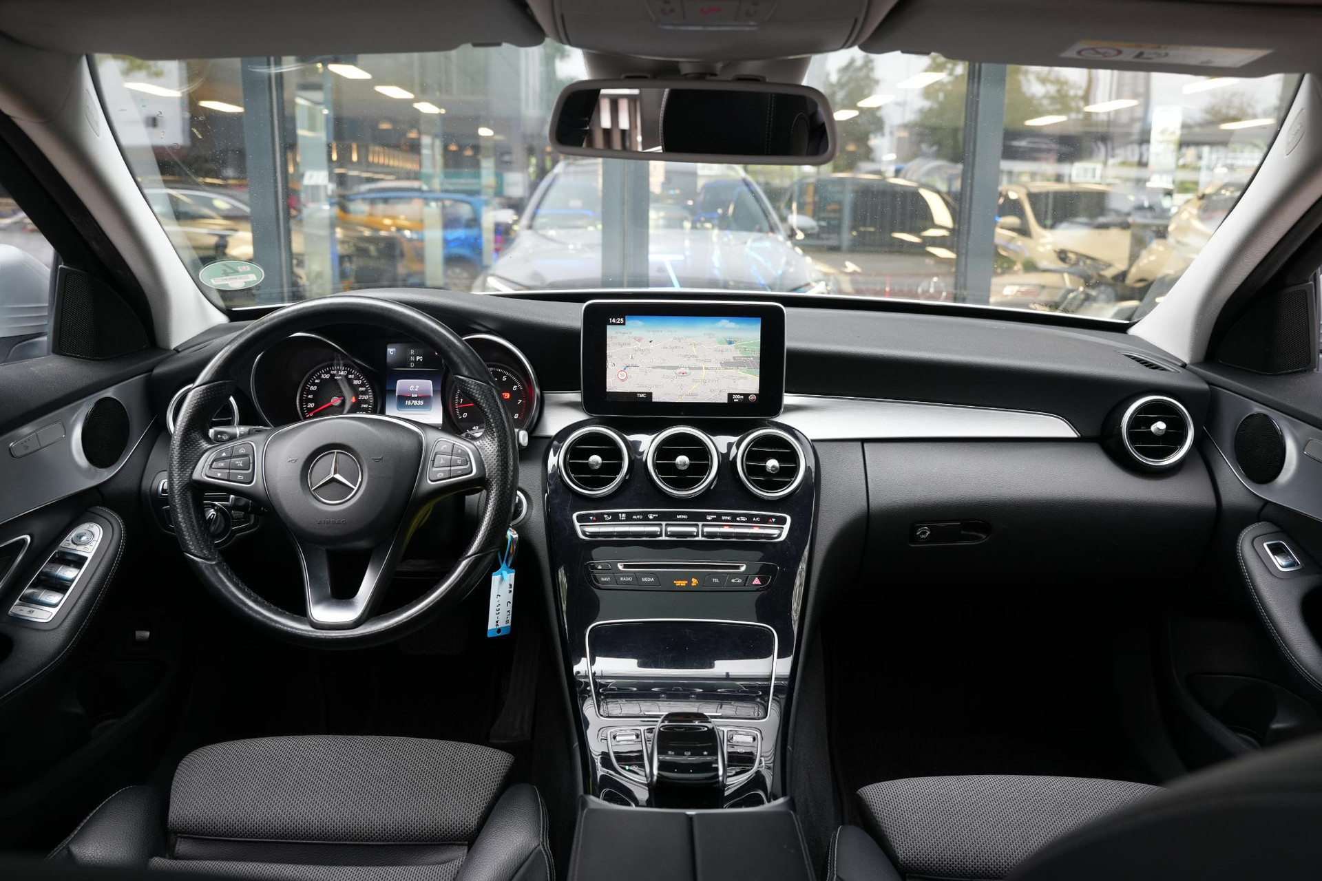 Mercedes-Benz C-Klasse Estate 200 Prestige 2016 IRIDIUM SILVER - METALLIC FINISH (775U) 2