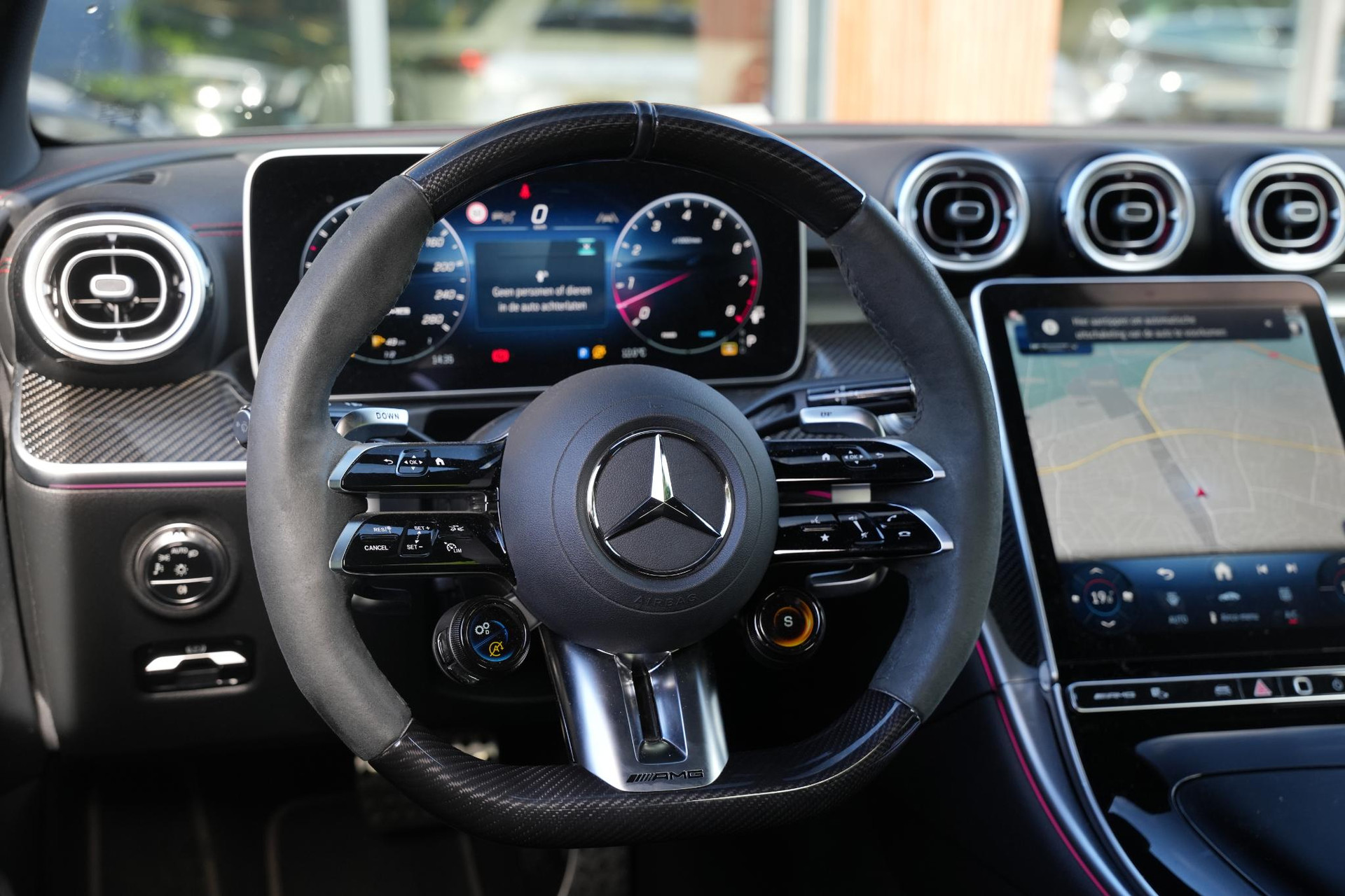 Mercedes-Benz CLE Cabriolet AMG 53 4MATIC+ 2025 Obsidian black - metallic finish (197U) 12