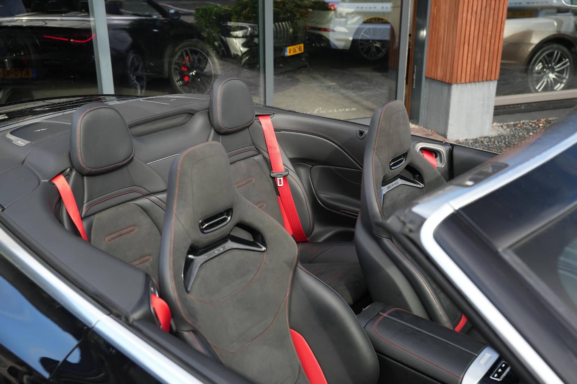 Mercedes-Benz CLE Cabriolet AMG 53 4MATIC+ 2025 Obsidian black - metallic finish (197U) 17