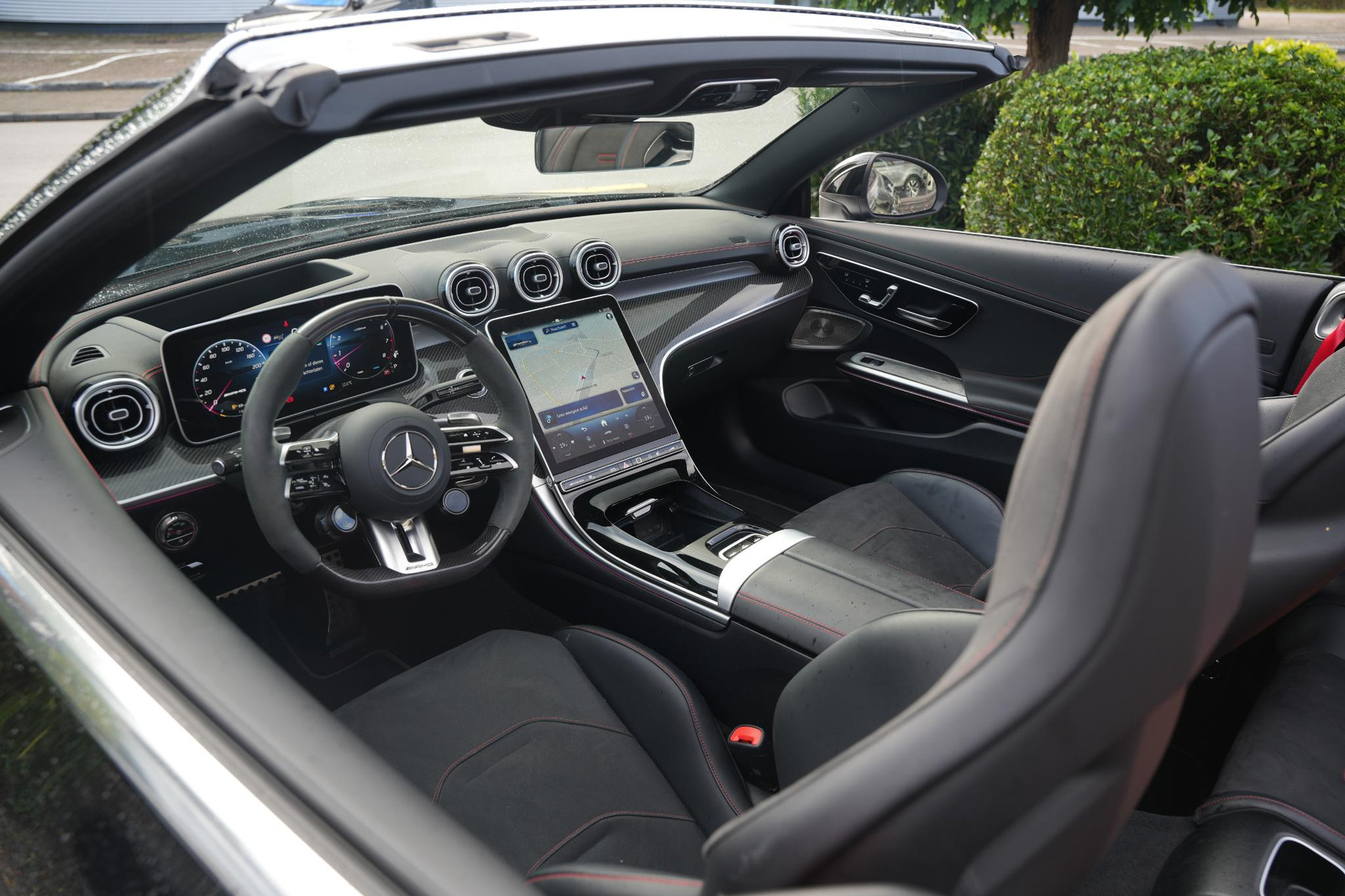 Mercedes-Benz CLE Cabriolet AMG 53 4MATIC+ 2025 Obsidian black - metallic finish (197U) 21