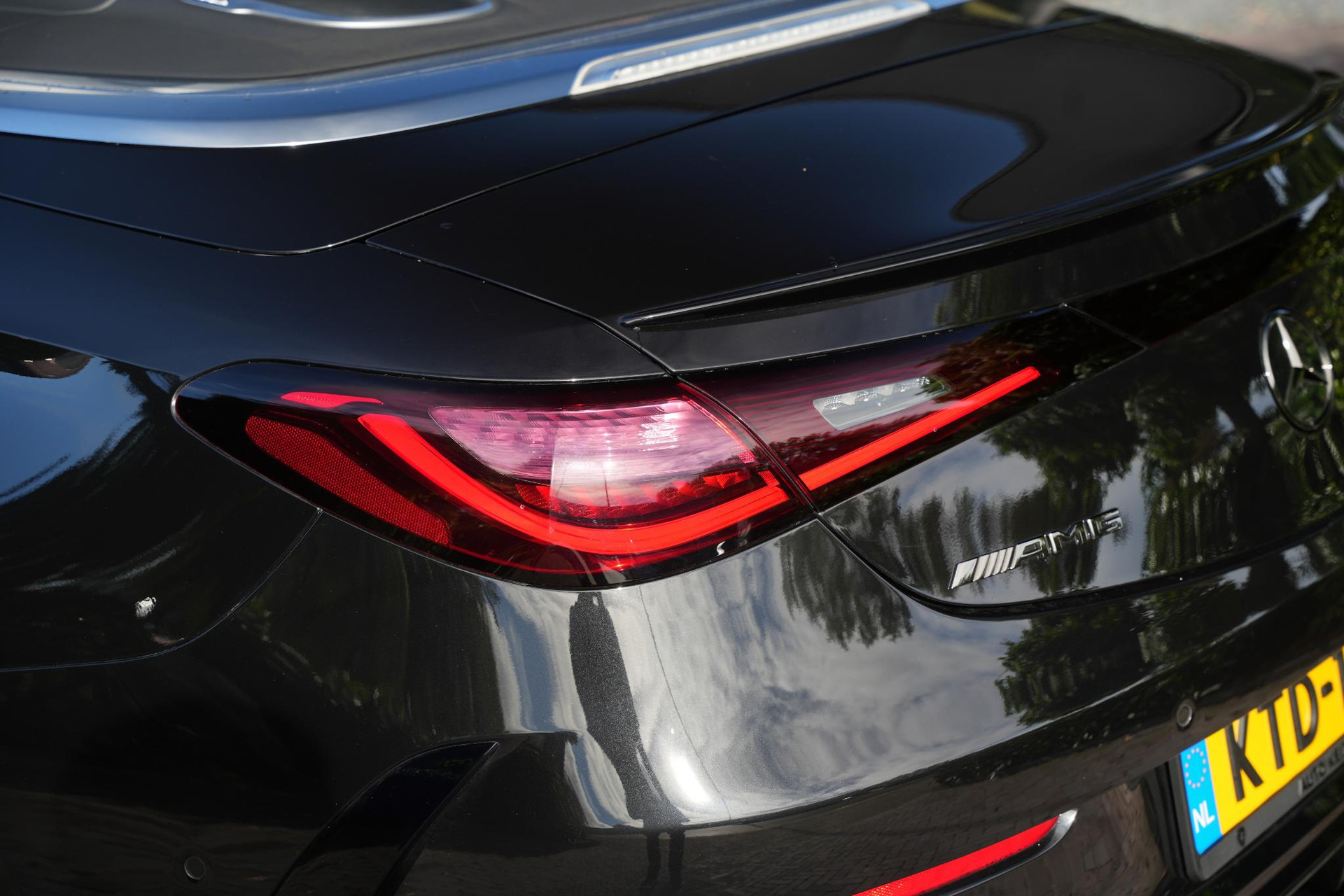 Mercedes-Benz CLE Cabriolet AMG 53 4MATIC+ 2025 Obsidian black - metallic finish (197U) 29