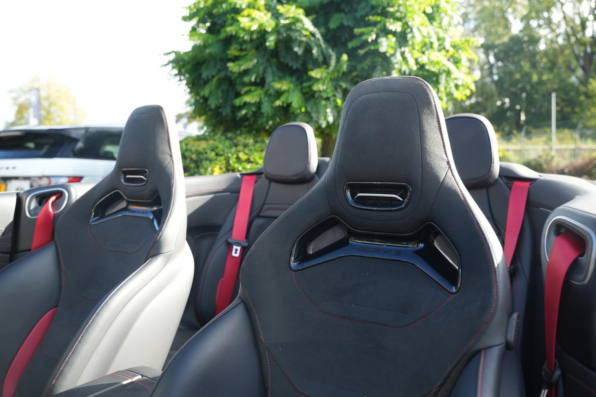 Mercedes-Benz CLE Cabriolet AMG 53 4MATIC+ 2025 Obsidian black - metallic finish (197U) 32
