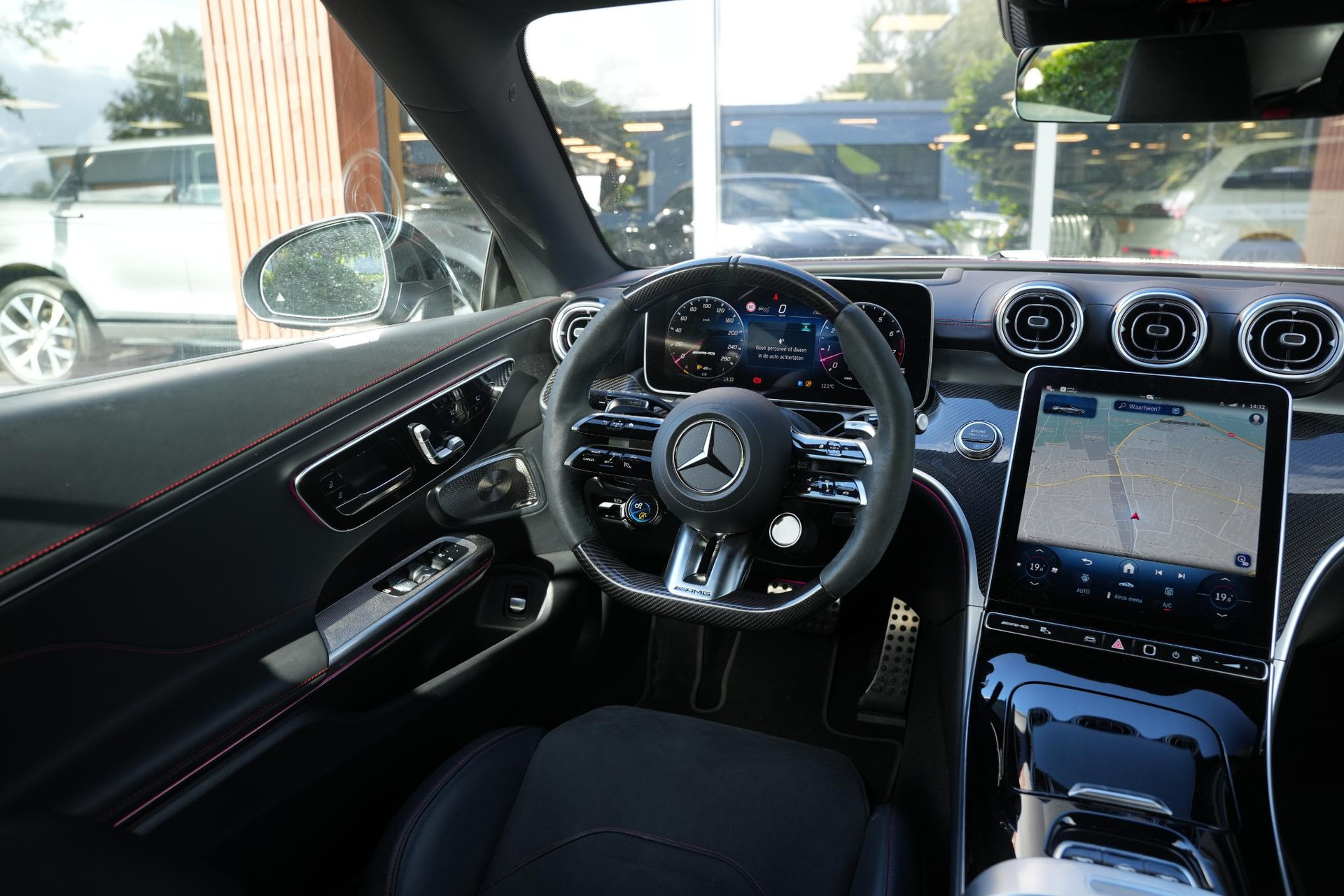 Mercedes-Benz CLE Cabriolet AMG 53 4MATIC+ 2025 Obsidian black - metallic finish (197U) 37