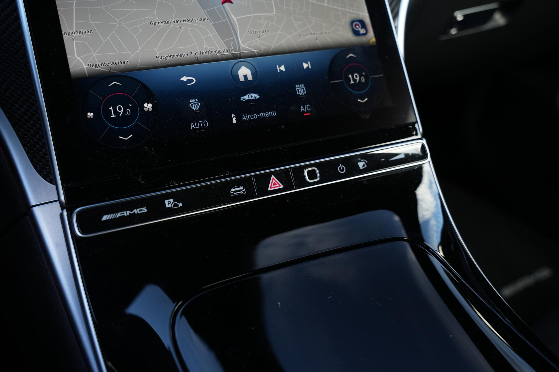 Mercedes-Benz CLE Cabriolet AMG 53 4MATIC+ 2025 Obsidian black - metallic finish (197U) 56