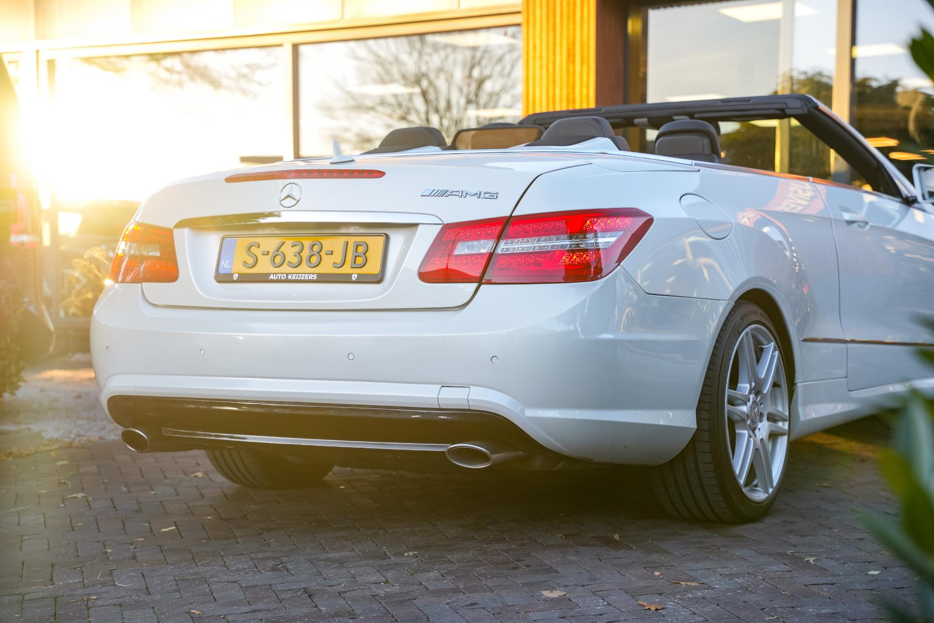 Mercedes-Benz E-Klasse Cabrio 250 CGI Elegance 2012 DIAMOND WHITE - METALLIC PAINT (799U) 11
