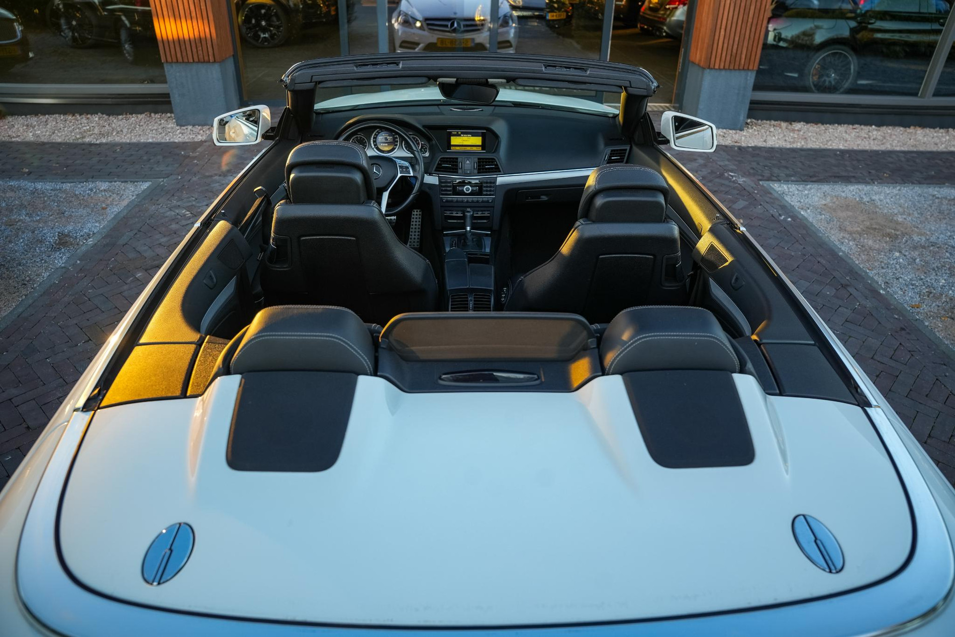 Mercedes-Benz E-Klasse Cabrio 250 CGI Elegance 2012 DIAMOND WHITE - METALLIC PAINT (799U) 14