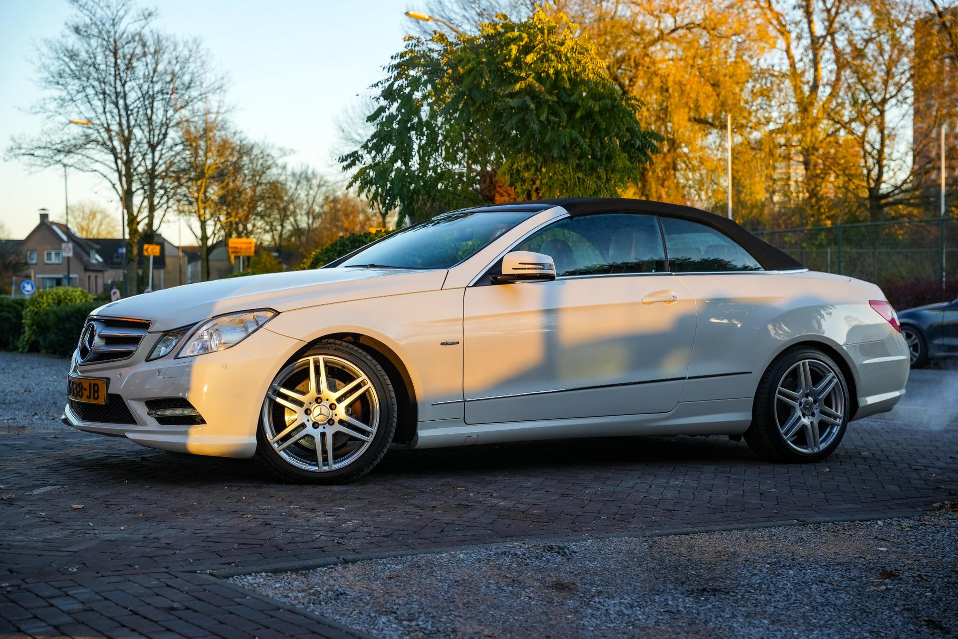 Mercedes-Benz E-Klasse Cabrio 250 CGI Elegance 2012 DIAMOND WHITE - METALLIC PAINT (799U) 28