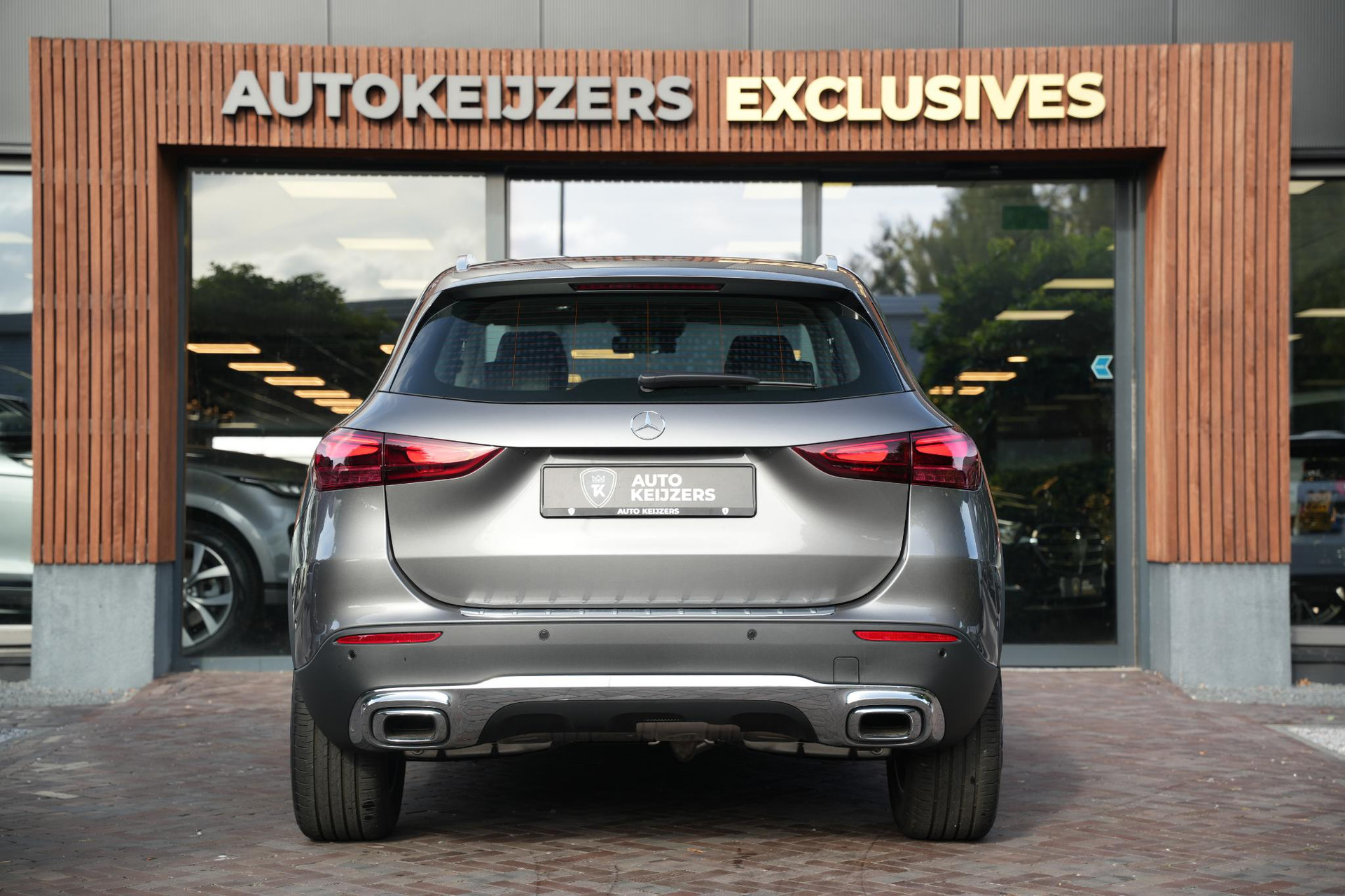 Mercedes-Benz GLA 180 Business Solution Luxury 2026 Mountain gray - metallic finish (787U) 11