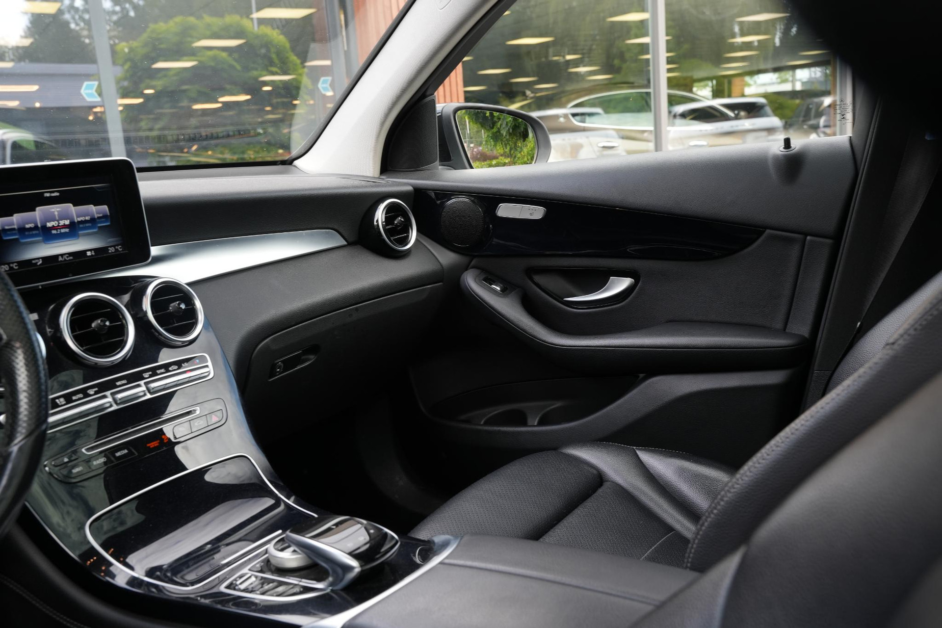 Mercedes-Benz GLC 250 d 4MATIC Prestige 2016 BLACK (040U) 15