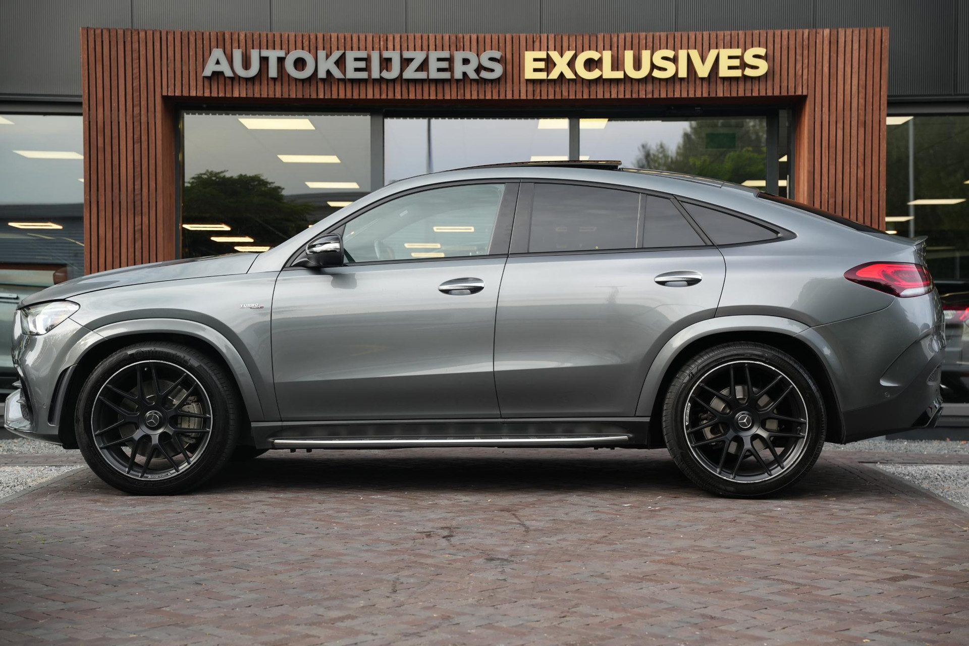 Mercedes-Benz GLE Coupé AMG 53 4MATIC+ Ultimate 2022 SELENITE GRAY - METALLIC FINISH (992U) 7