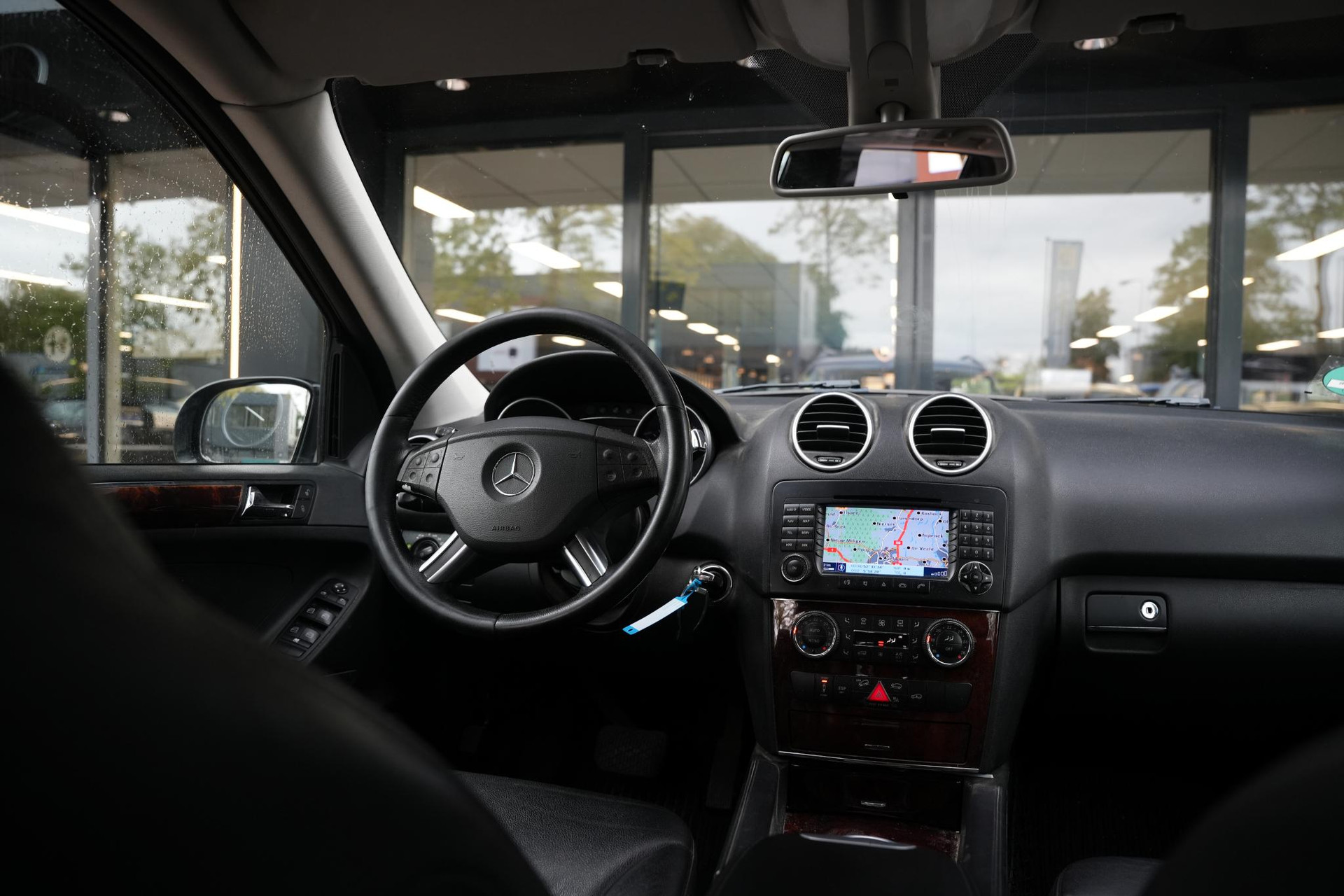 Mercedes-Benz M-Klasse 320 CDI 2007 OBSIDIAN BLACK (197U) 12