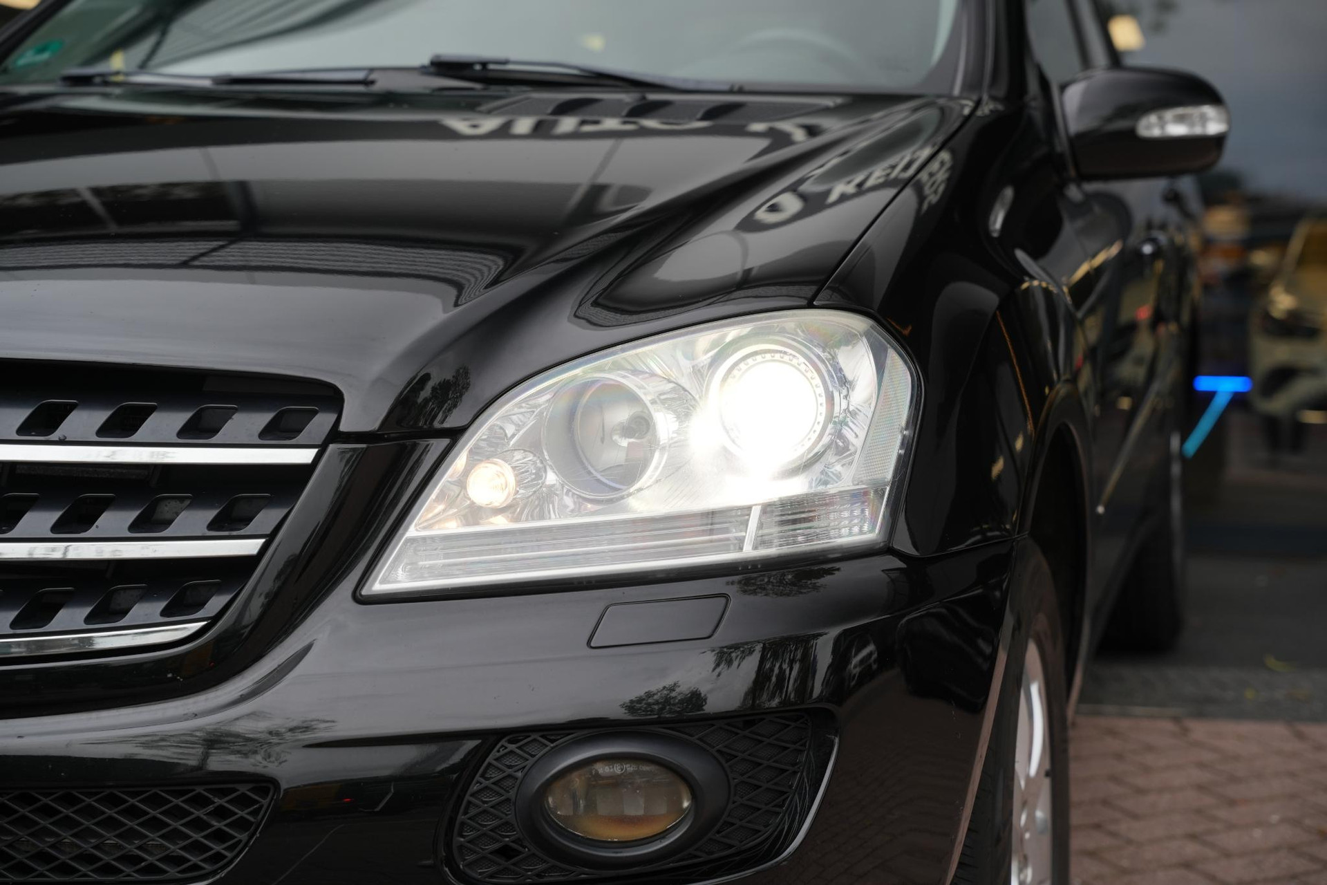 Mercedes-Benz M-Klasse 320 CDI 2007 OBSIDIAN BLACK (197U) 16