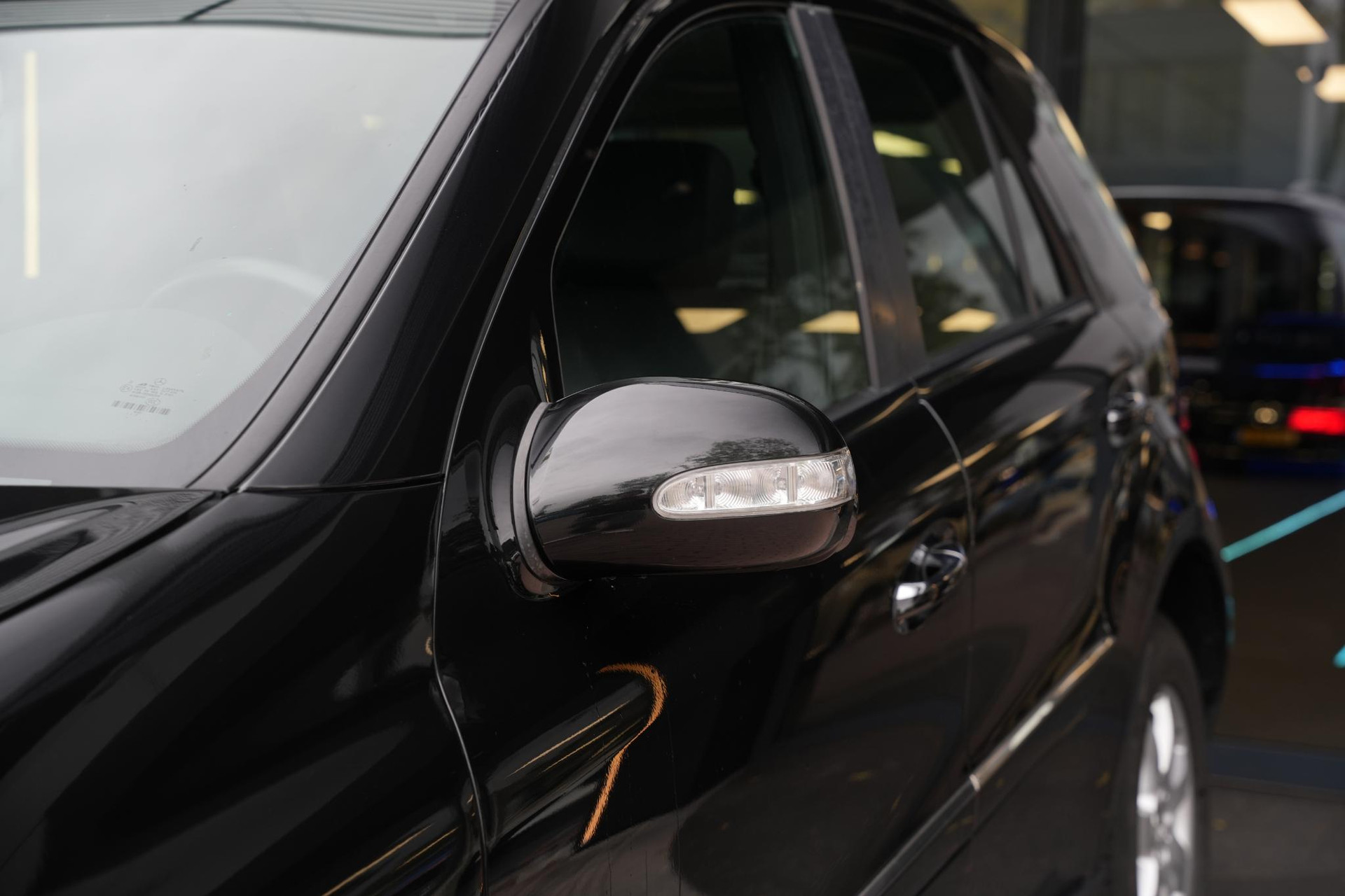 Mercedes-Benz M-Klasse 320 CDI 2007 OBSIDIAN BLACK (197U) 17