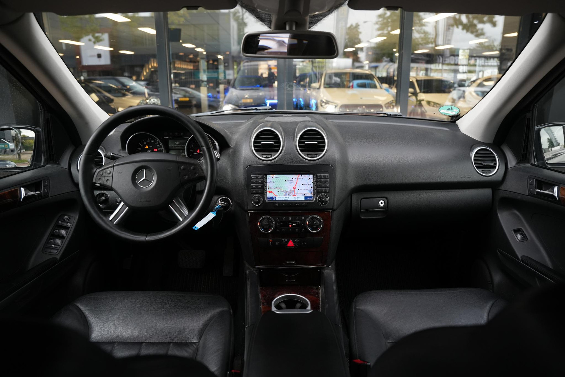Mercedes-Benz M-Klasse 320 CDI 2007 OBSIDIAN BLACK (197U) 2