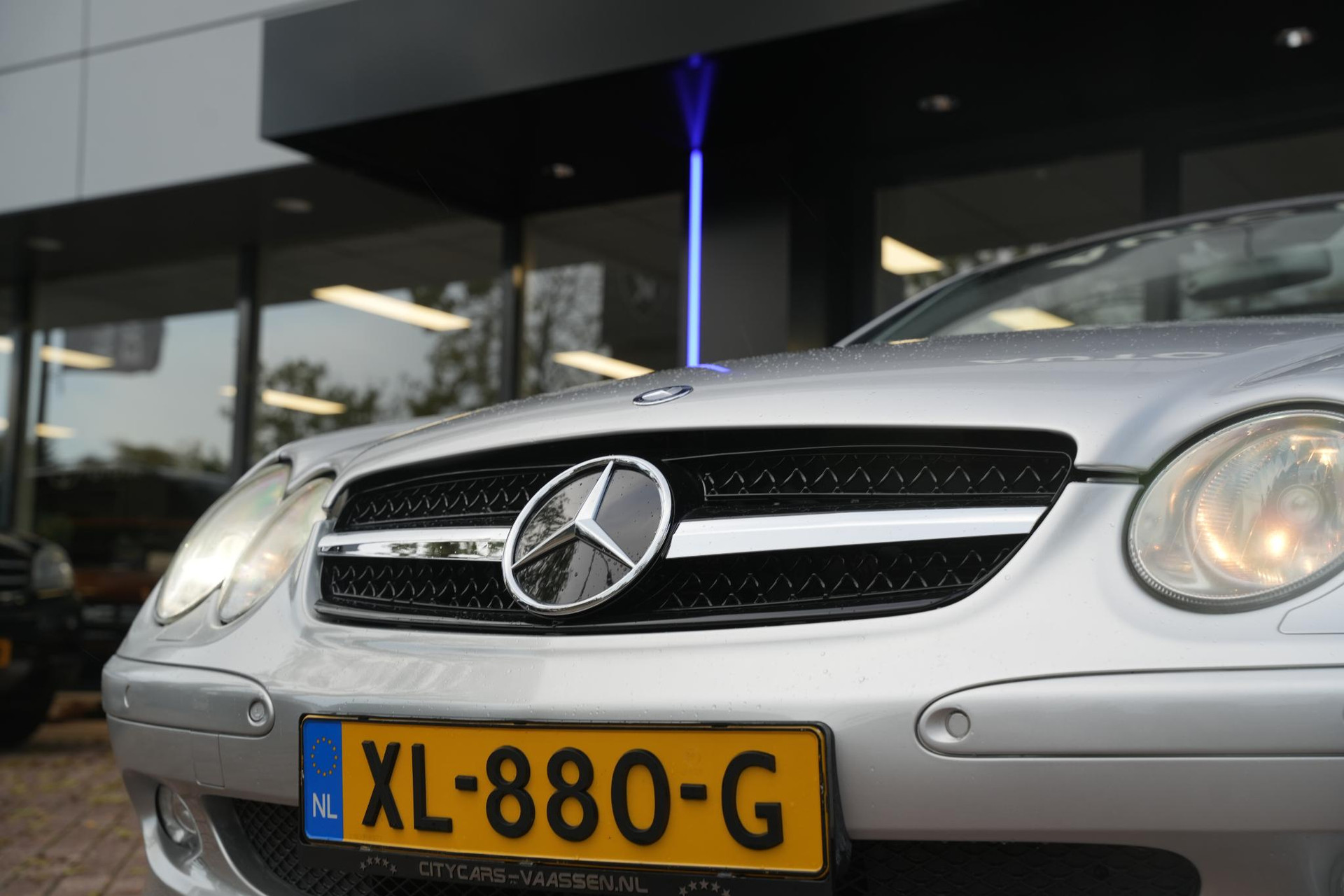 Mercedes-Benz SL-Klasse 350 2005 SILVER ARROW - METALLIC PAINT (777U) 18