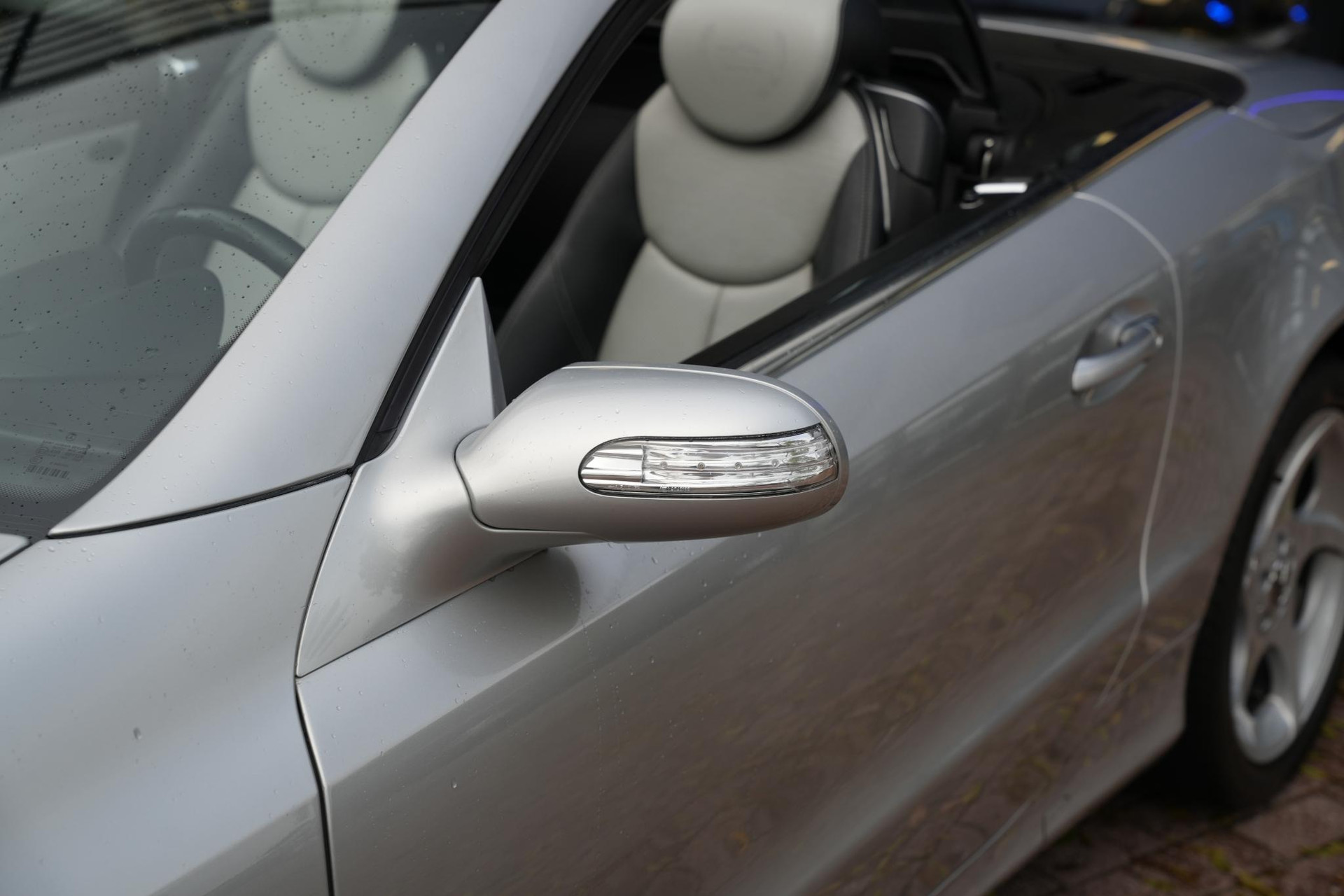 Mercedes-Benz SL-Klasse 350 2005 SILVER ARROW - METALLIC PAINT (777U) 19