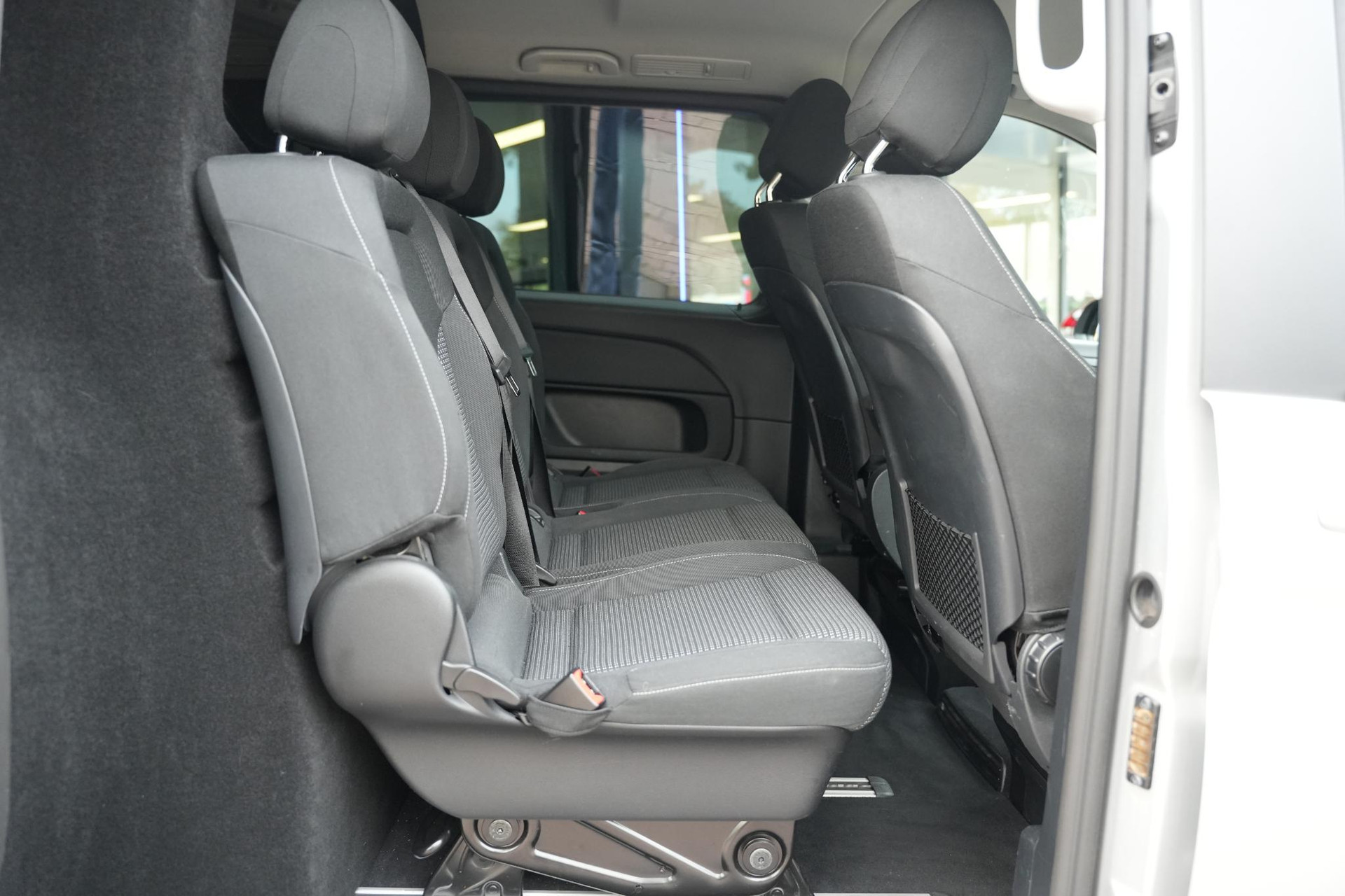 Mercedes-Benz V-Klasse 220d Lang DC 2021 Zilver 10