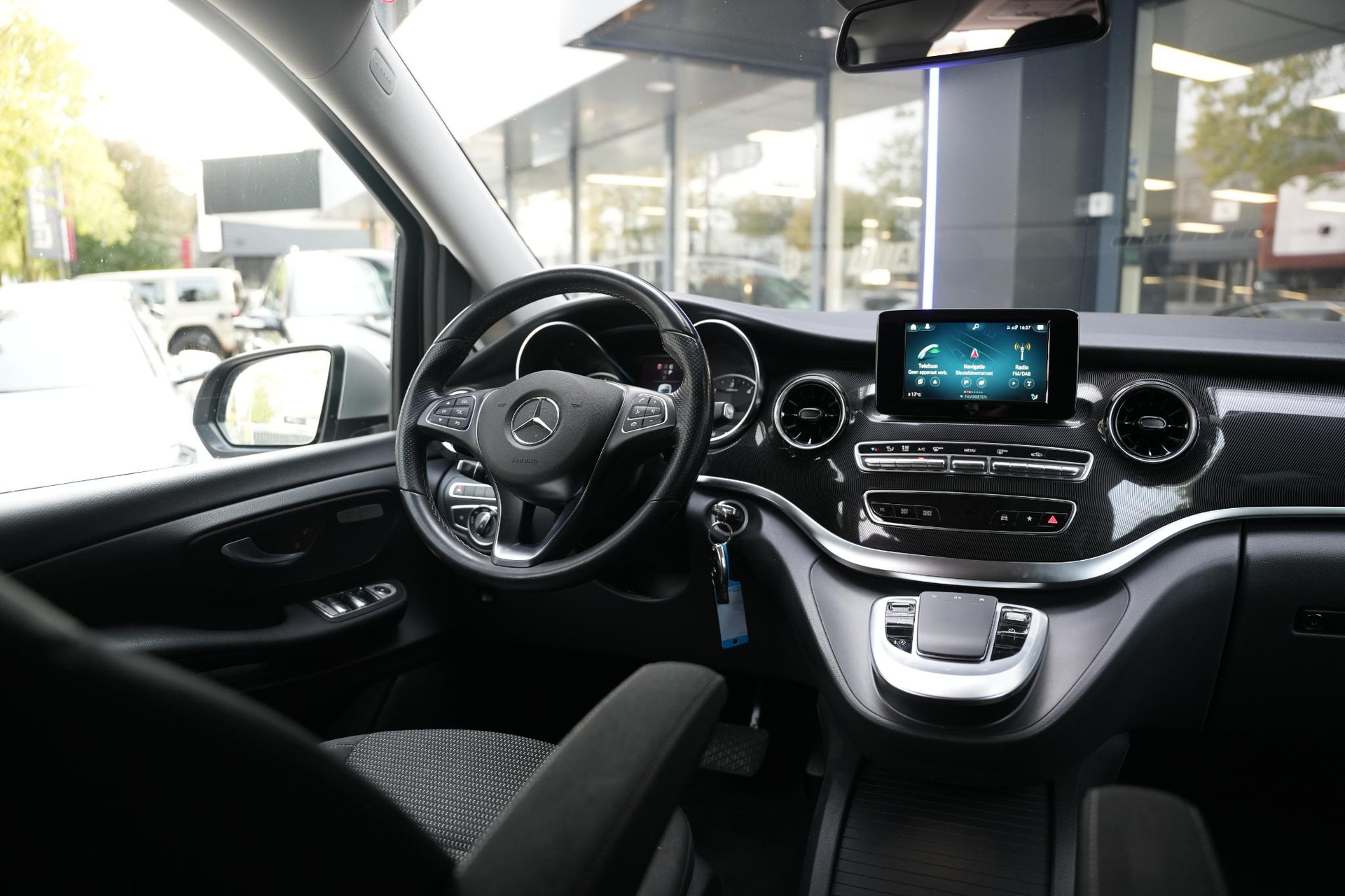Mercedes-Benz V-Klasse 220d Lang DC 2021 Zilver 11