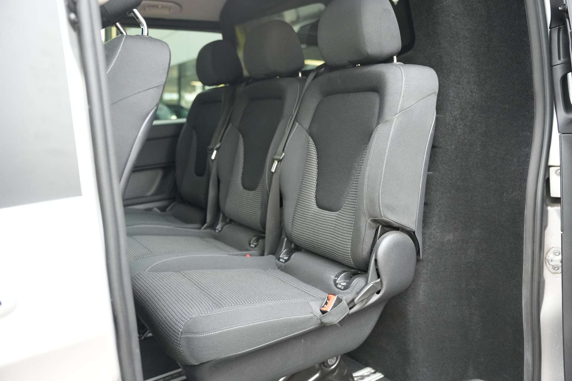 Mercedes-Benz V-Klasse 220d Lang DC 2021 Zilver 12