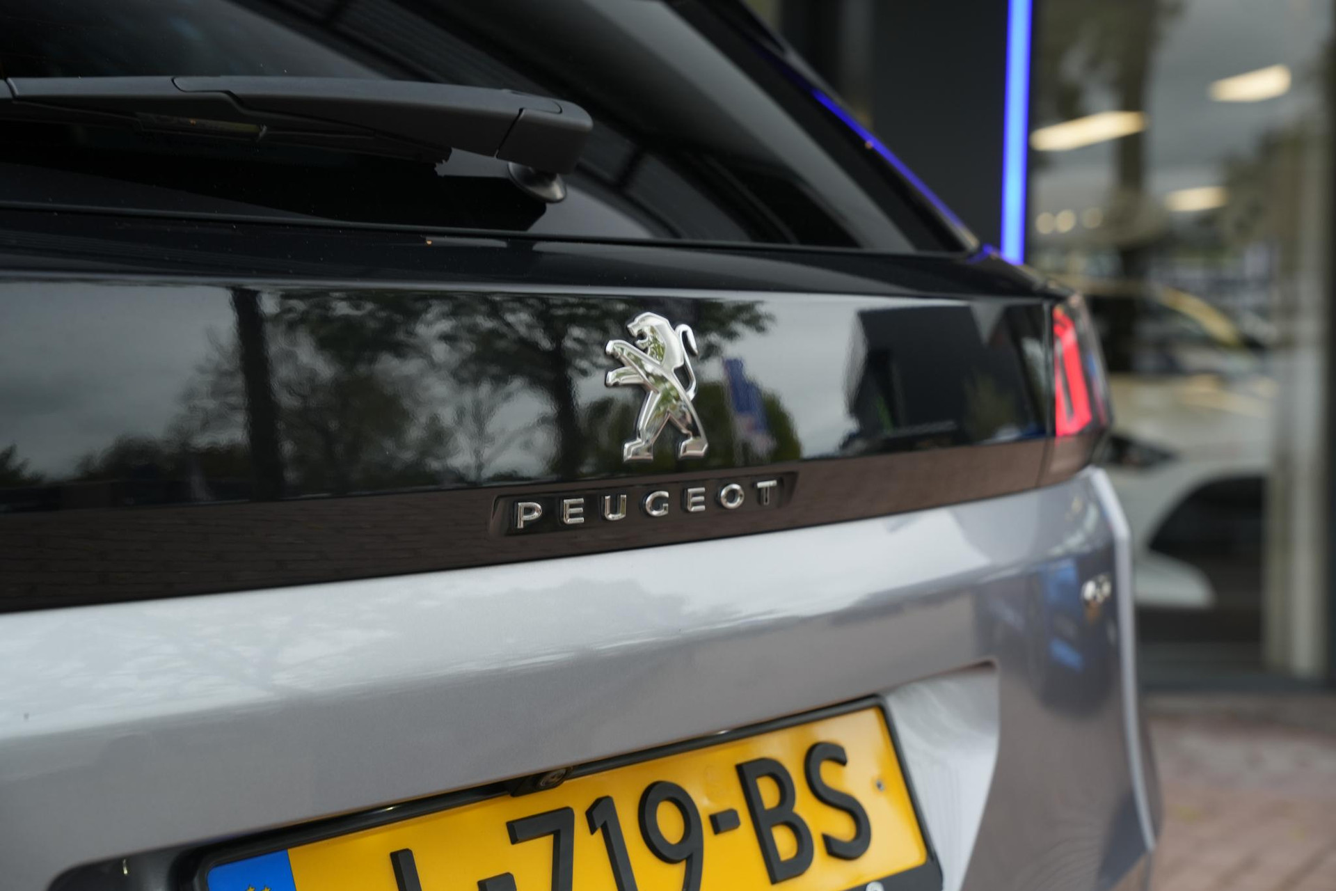 Peugeot 3008 1.2 PureTech GT 2021 Gris artense 23