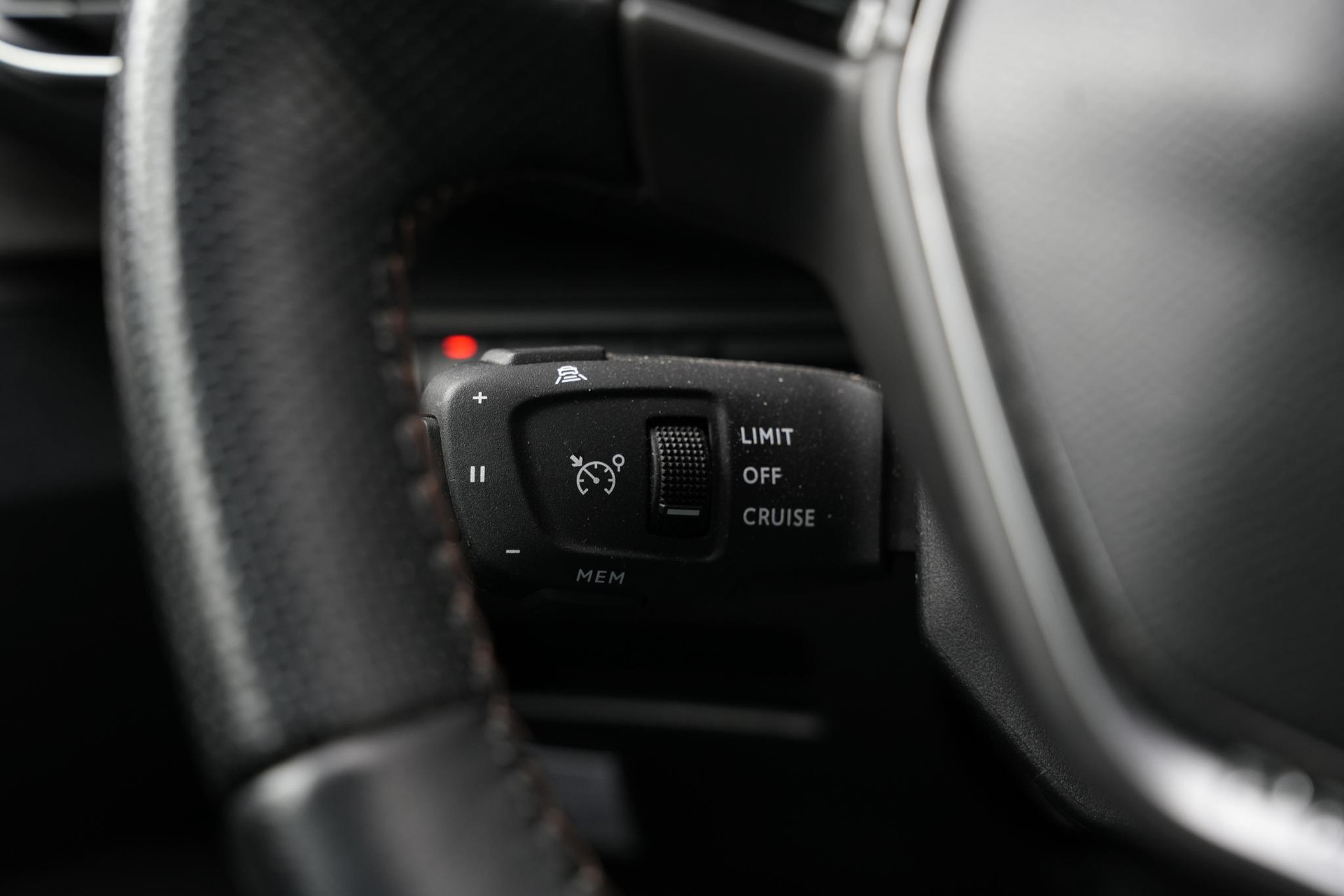 Peugeot 3008 1.2 PureTech GT 2021 Gris artense 35