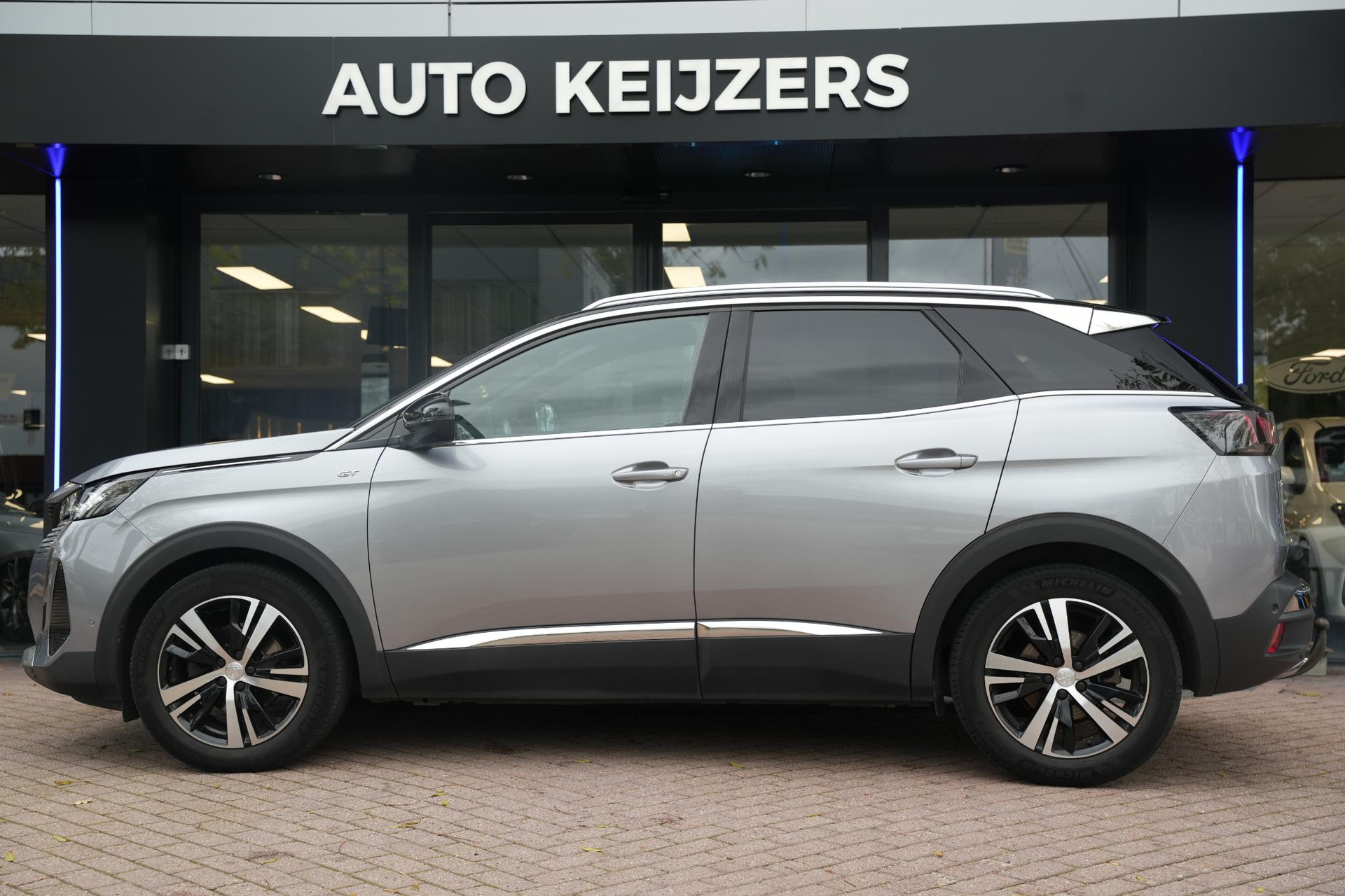 Peugeot 3008 1.2 PureTech GT 2021 Gris artense 7