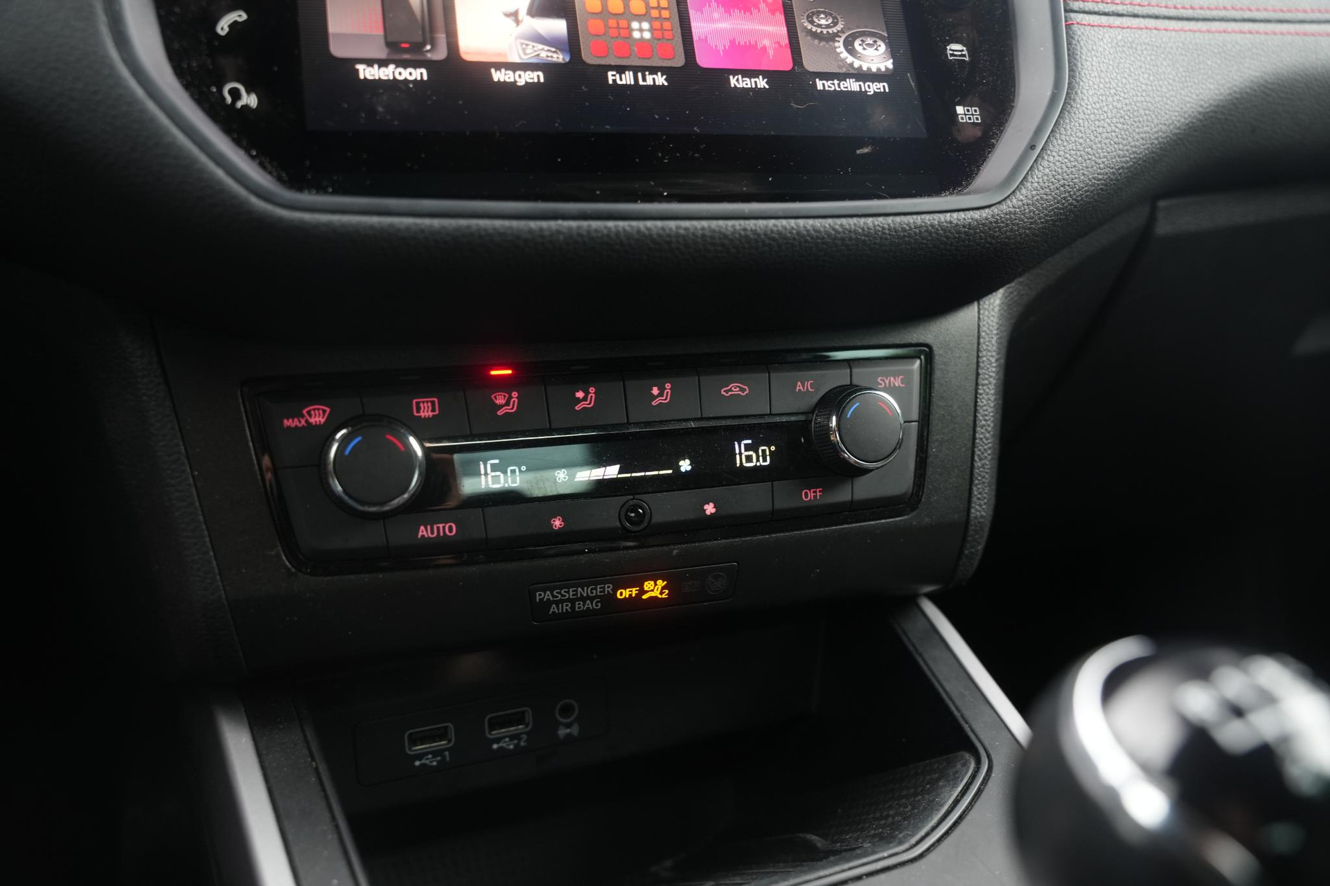 SEAT Arona 1.0 TSI Xcellence Business Intense 2019 Desire red met zwart dak 29