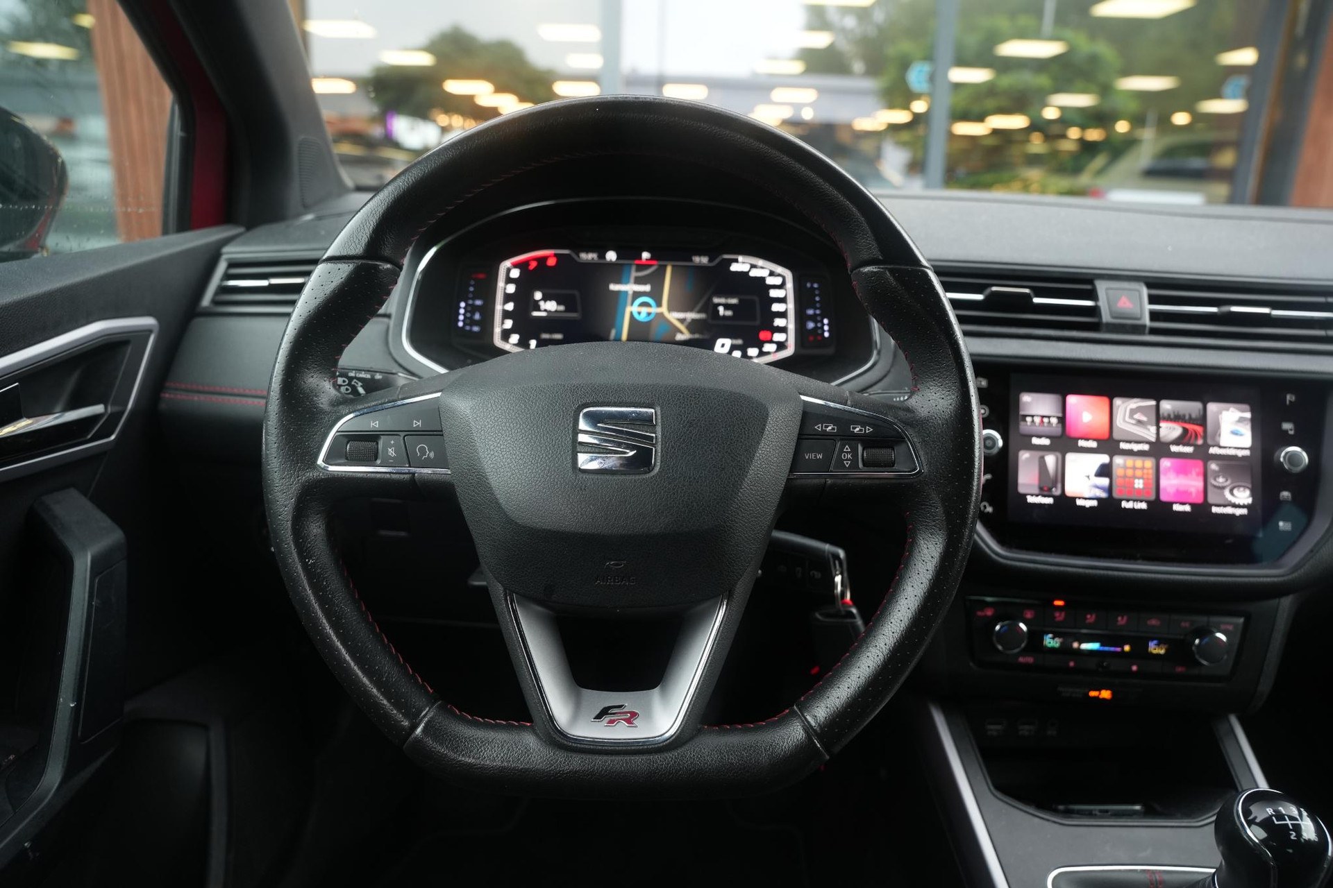SEAT Arona 1.0 TSI Xcellence Business Intense 2019 Desire red met zwart dak 8