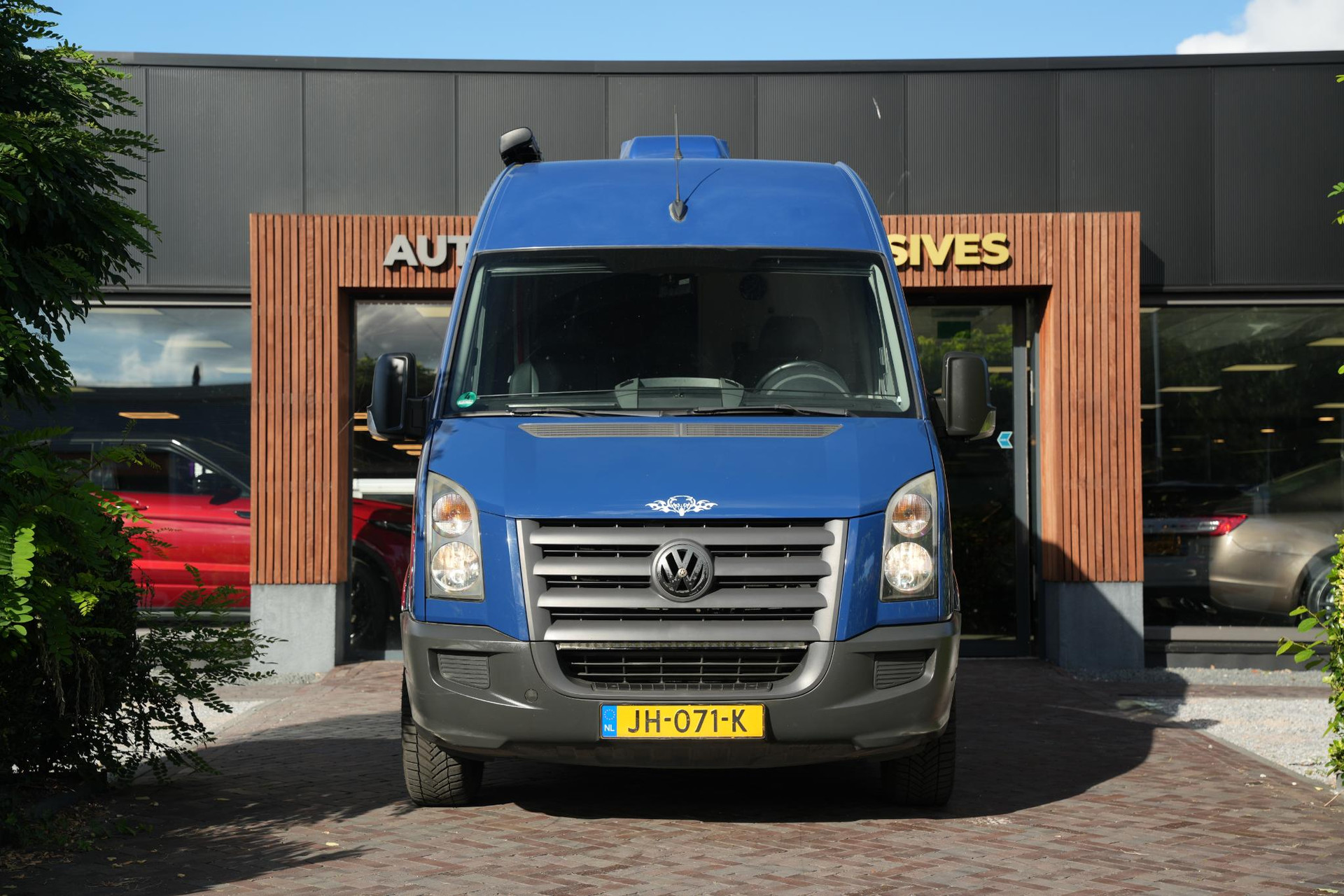 Volkswagen  Crafter 2010 Indian blue (F3F3) 3