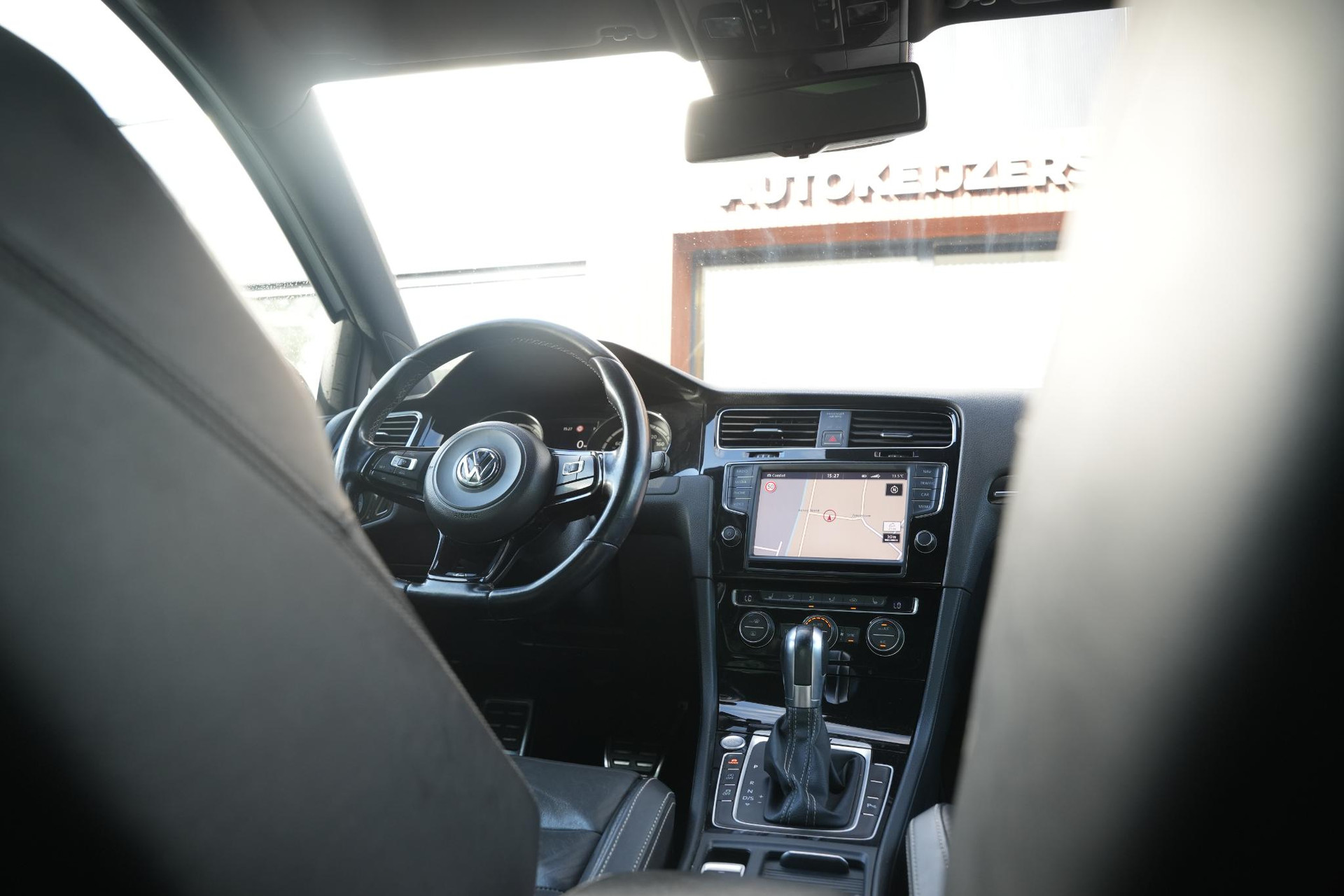 Volkswagen Golf 2.0 TSI R 4Motion 2014 Oryx white mother-of-pearl eff (0R0R) 25