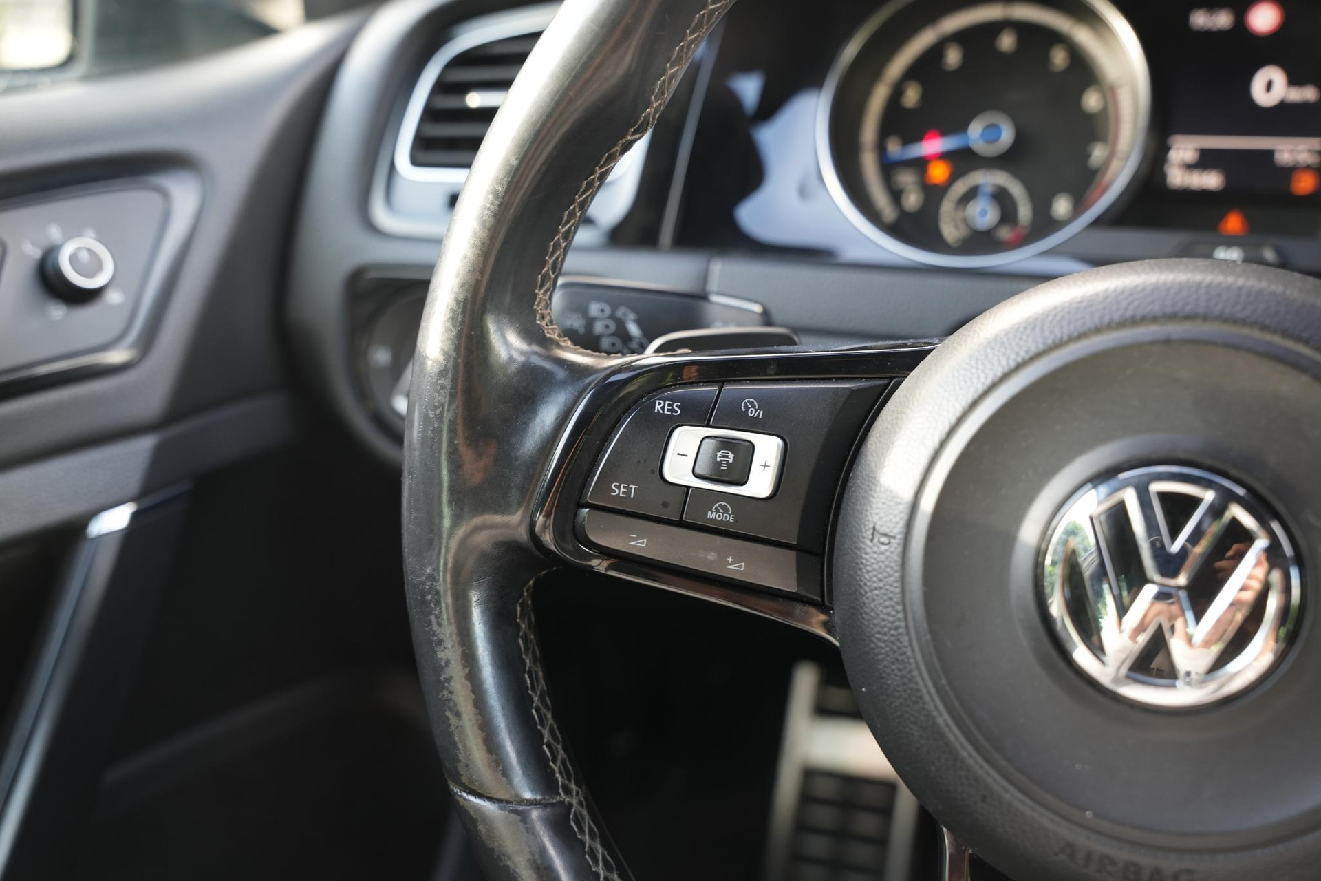 Volkswagen Golf 2.0 TSI R 4Motion 2014 Oryx white mother-of-pearl eff (0R0R) 34