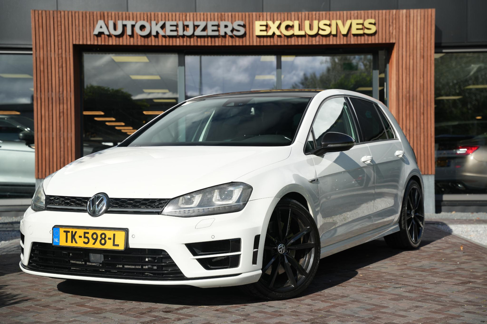 Volkswagen Golf 2.0 TSI R 4Motion 2014 Oryx white mother-of-pearl eff (0R0R) 5