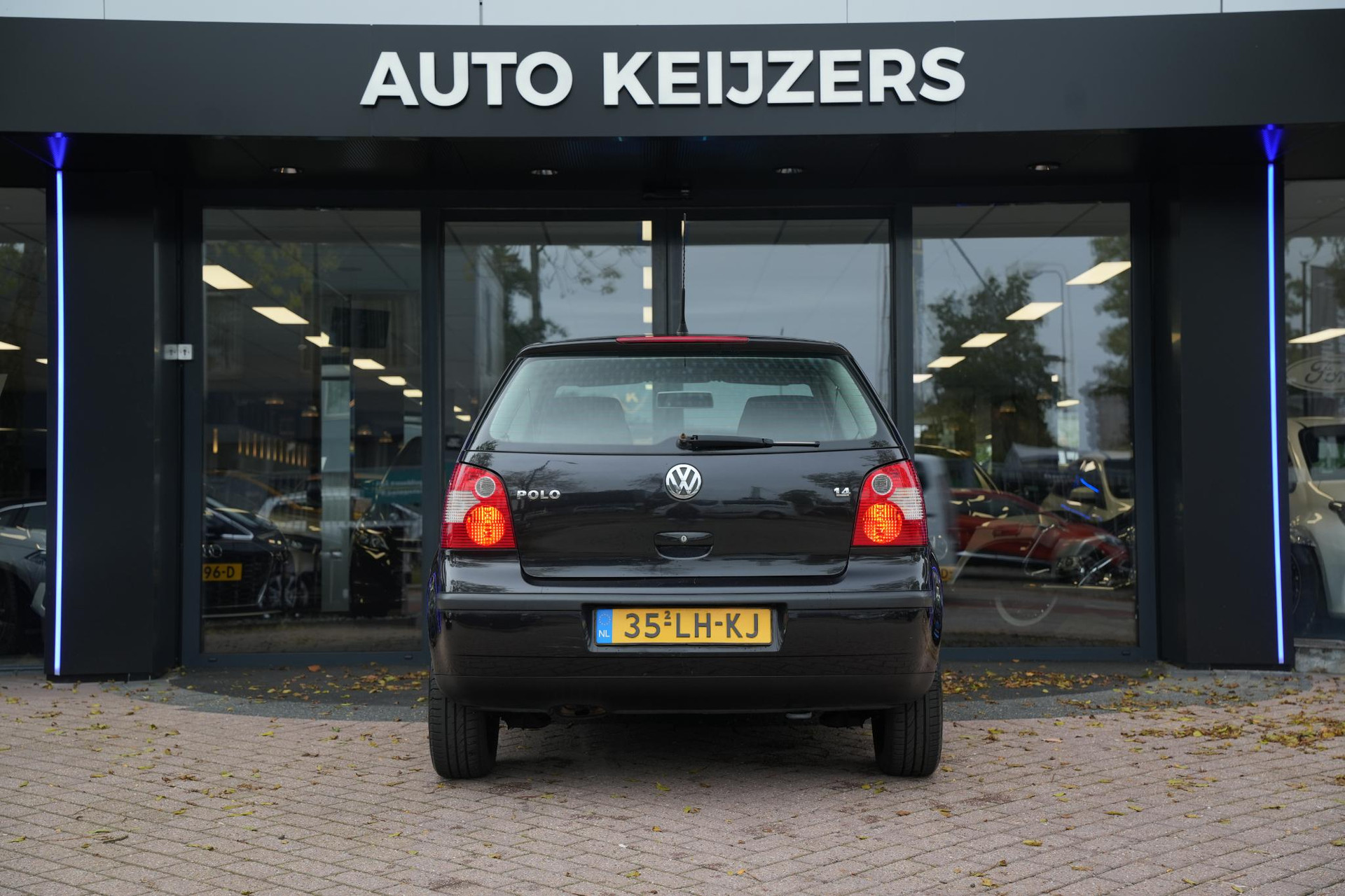 Volkswagen Polo 1.4-16V 2003 Blackmagic pareleffect 11