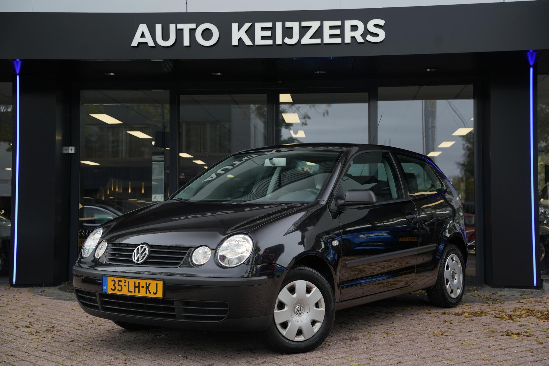 Volkswagen Polo 1.4-16V 2003 Blackmagic pareleffect 5