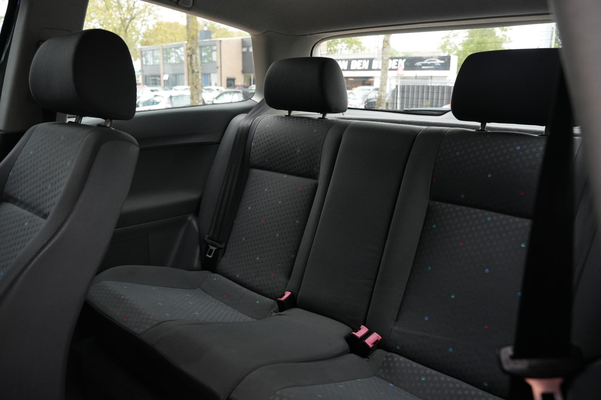 Volkswagen Polo 1.4-16V 2003 Blackmagic pareleffect 6