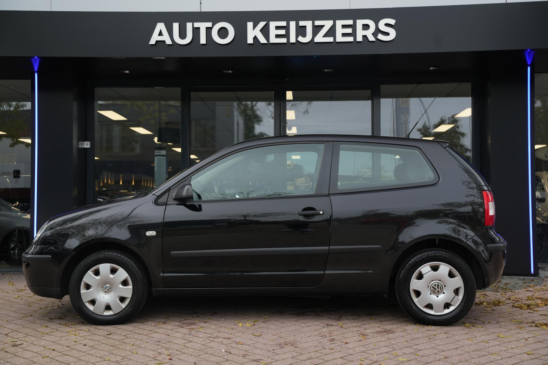 Volkswagen Polo 1.4-16V 2003 Blackmagic pareleffect 7