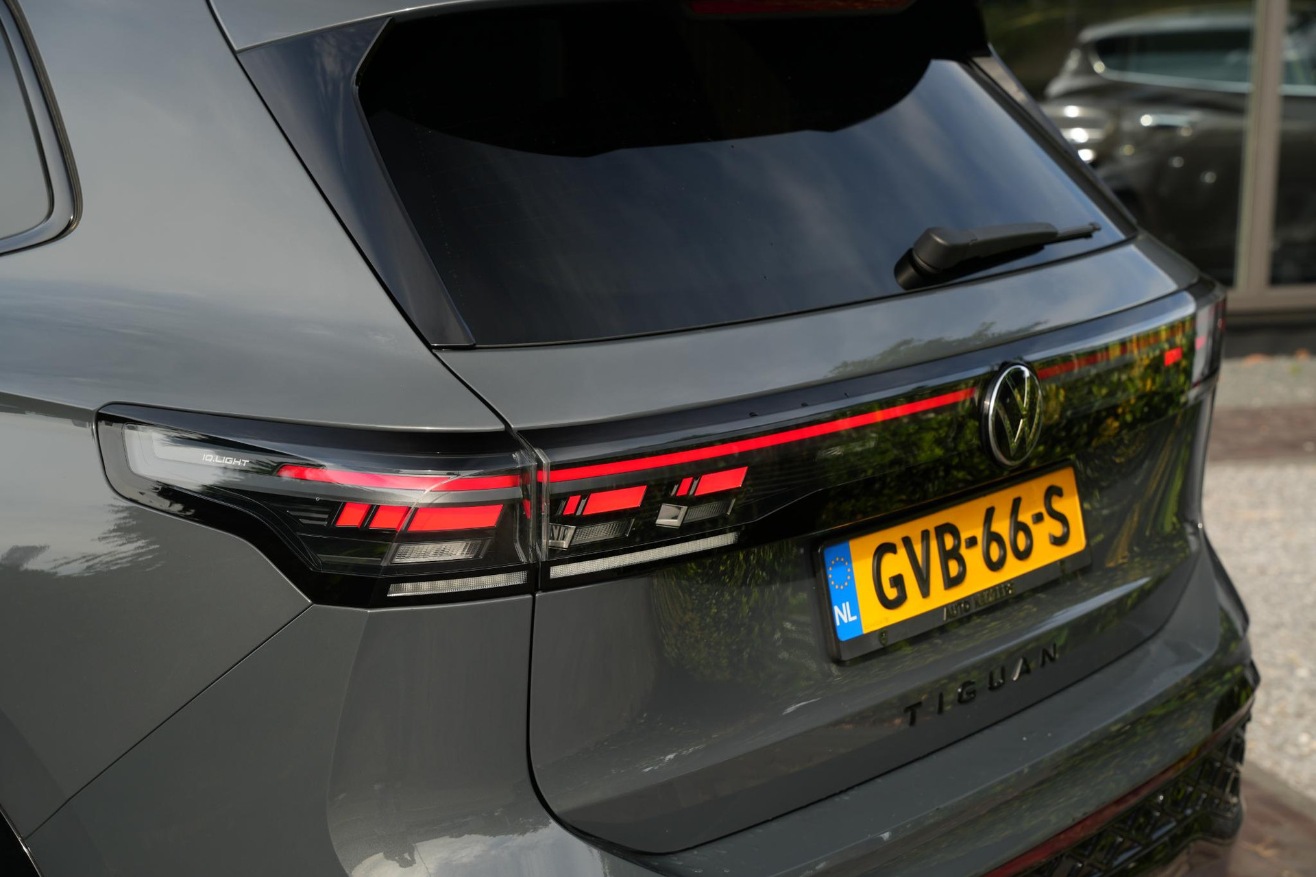 Volkswagen Tiguan 1.5 eHybrid R-Line Business 2024 Dolphin grey 26