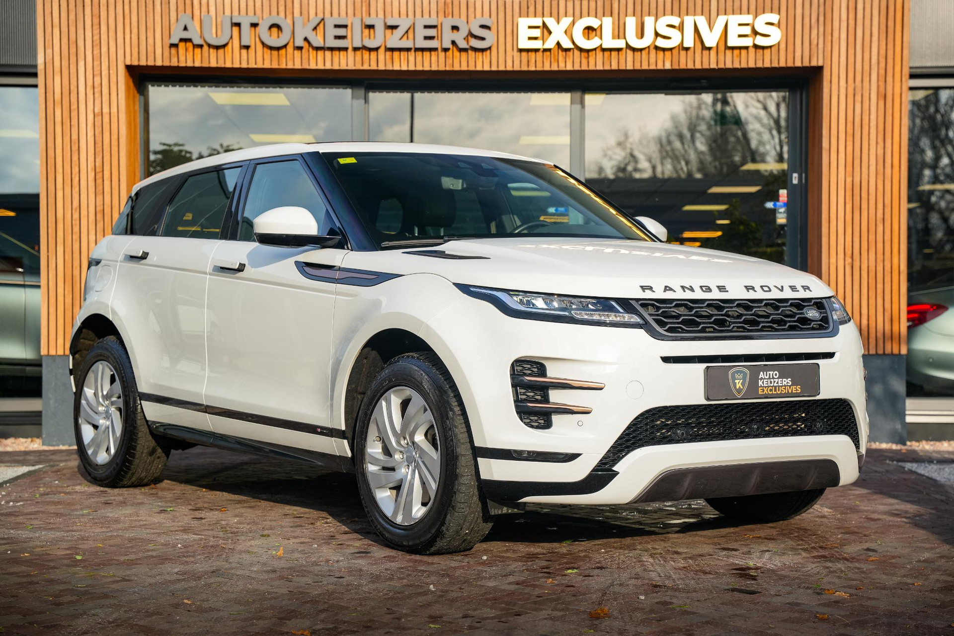 Land Rover Range Rover Evoque 2.0 P200 AWD R-Dynamic S 2019 1