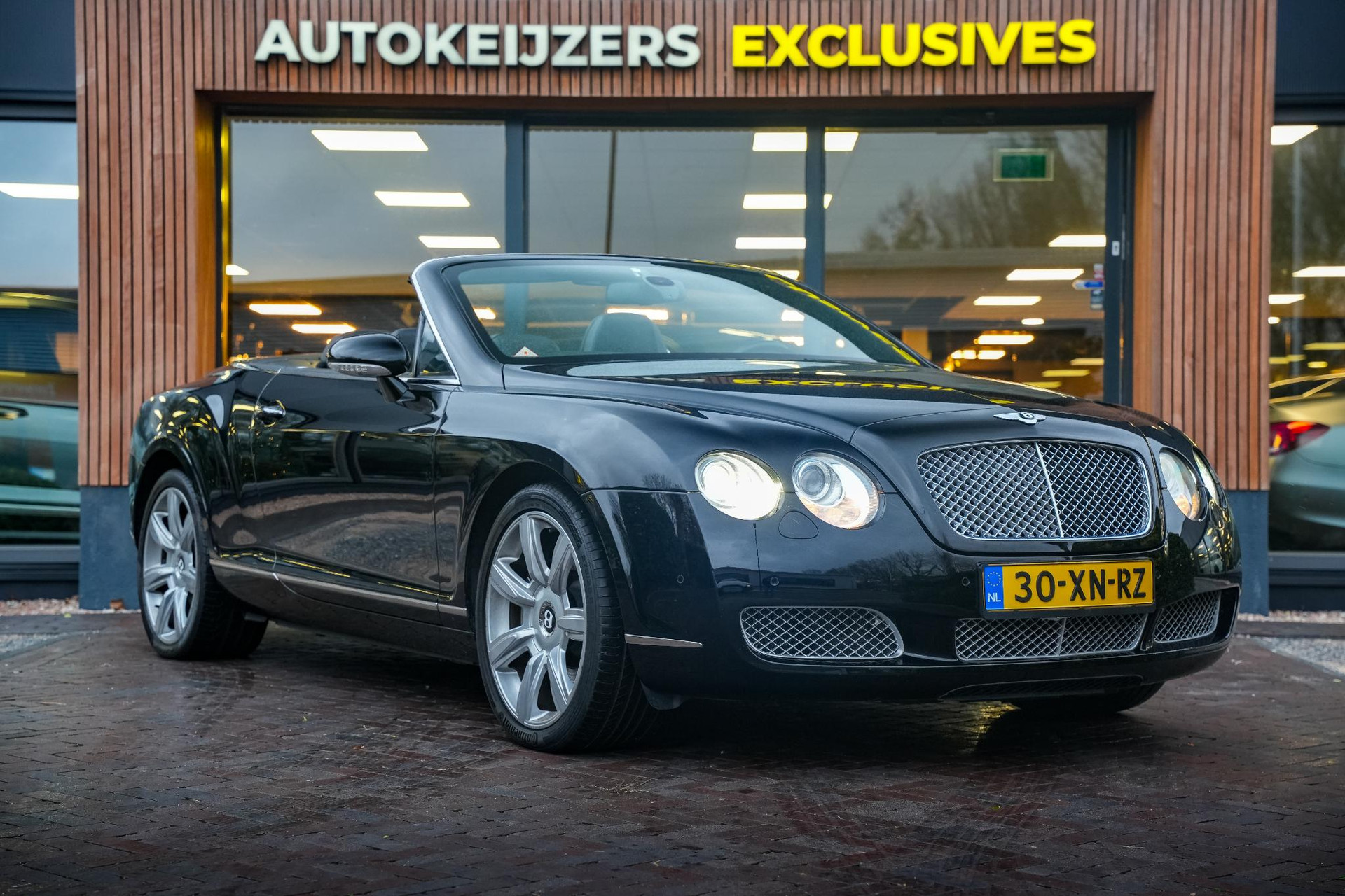 Bentley Continental GTC 6.0 W12 2007 1