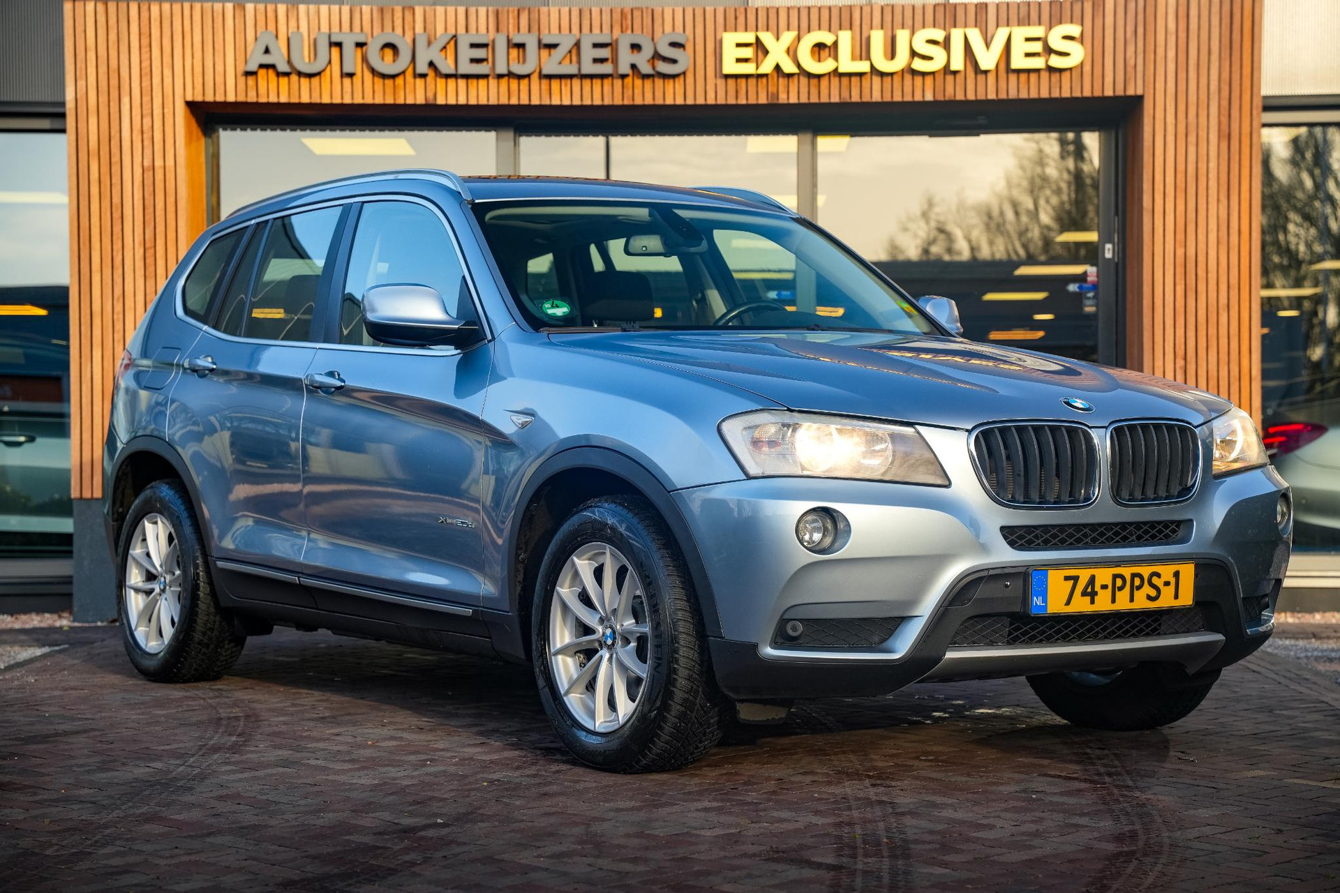 BMW X3 xDrive20d Executive 2011 Bluewater metallic 1